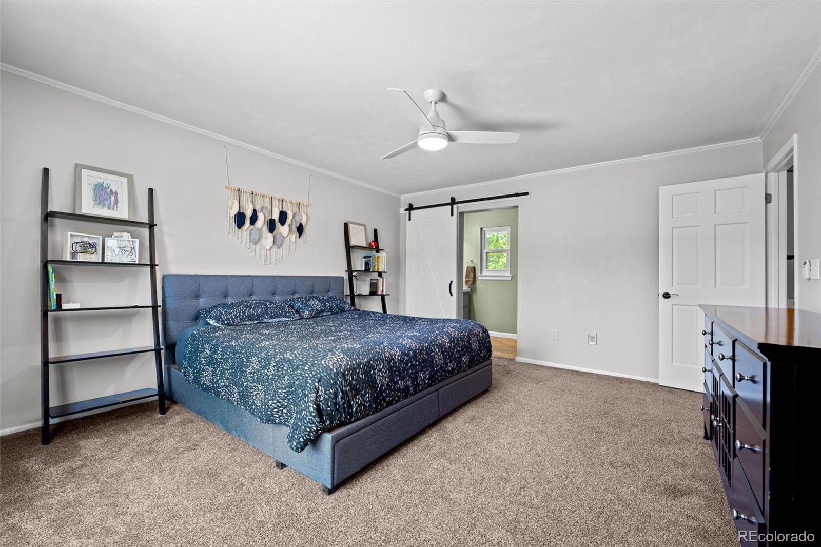 3767 E Phillips Circle