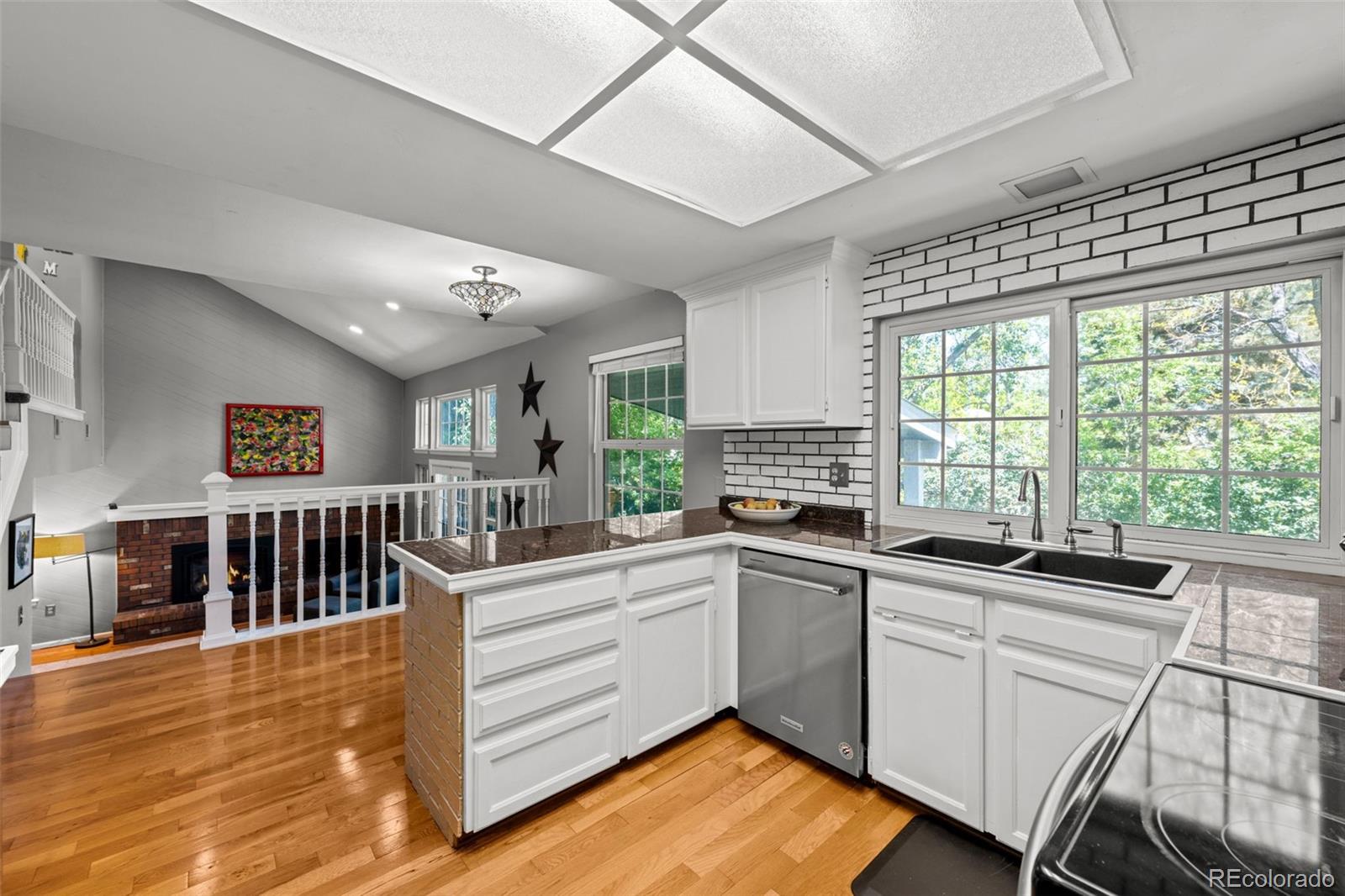 3767 E Phillips Circle