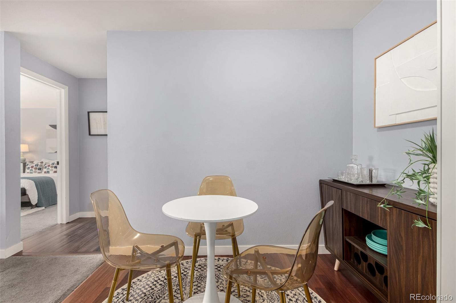 1260 York Street Unit: 204