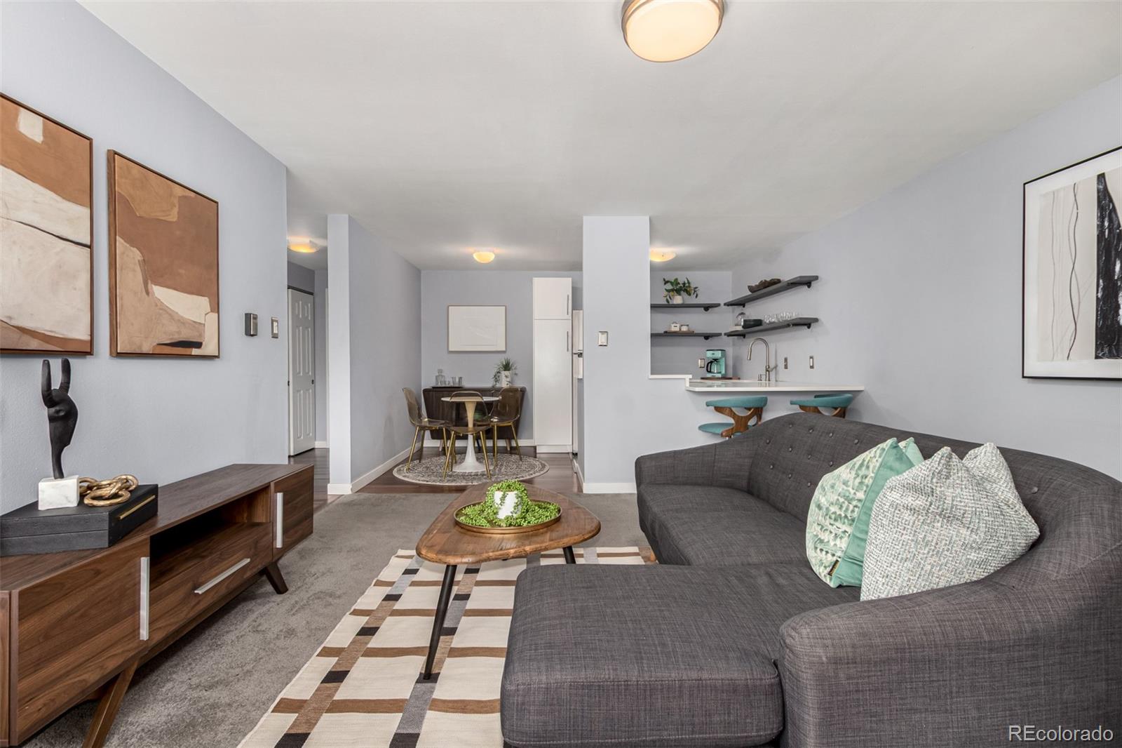 1260 York Street Unit: 204