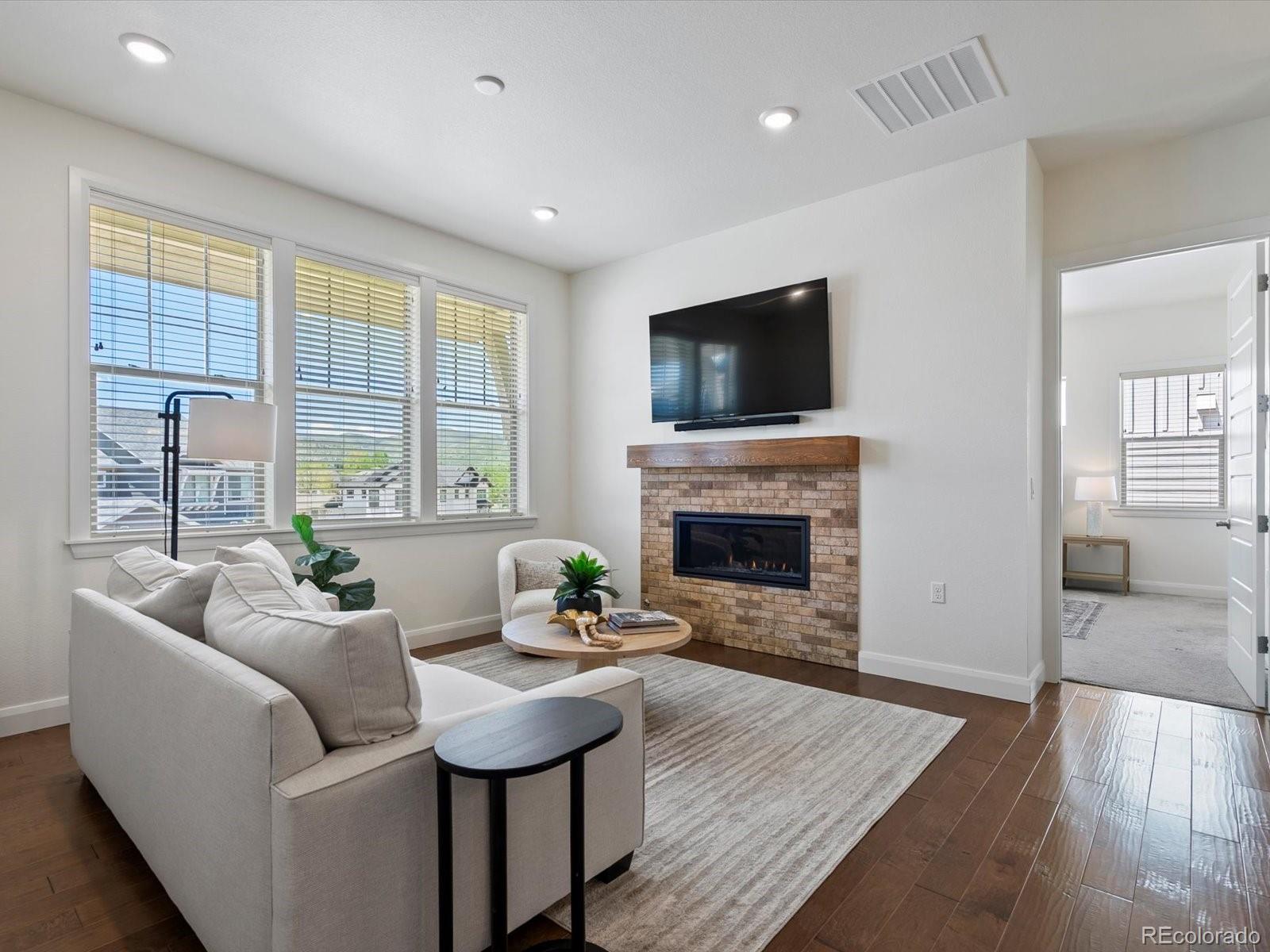 10258 W Coal Mine Place