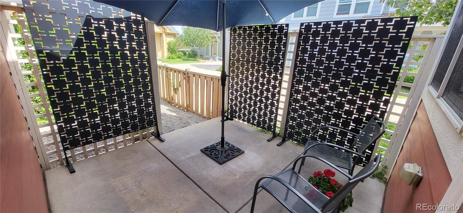 3722 Red Deer Trail