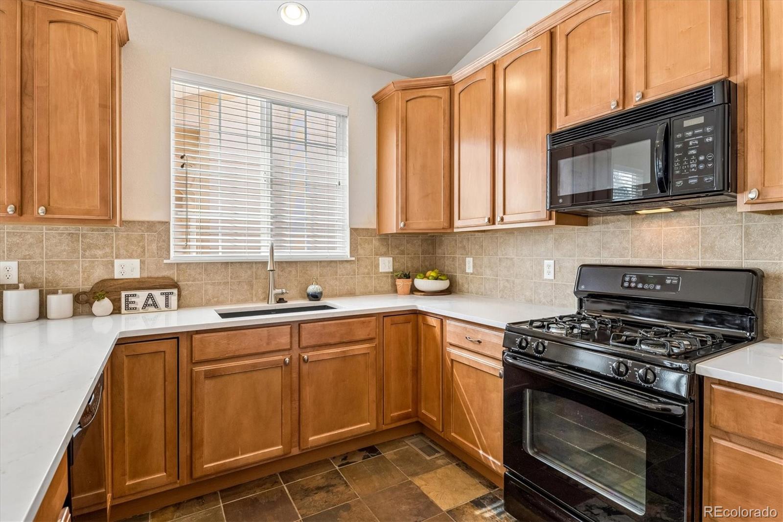 3722 Red Deer Trail