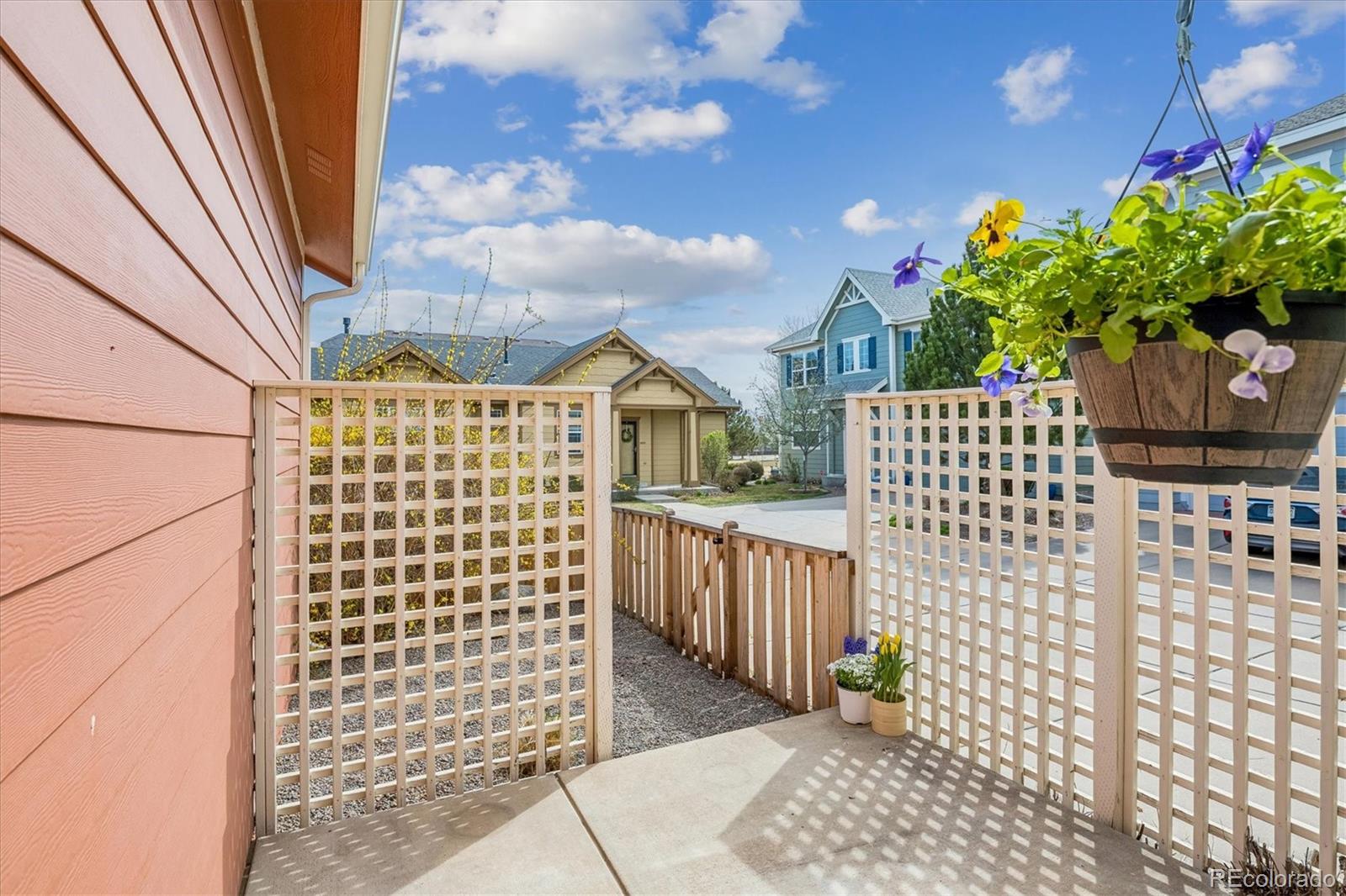 3722 Red Deer Trail