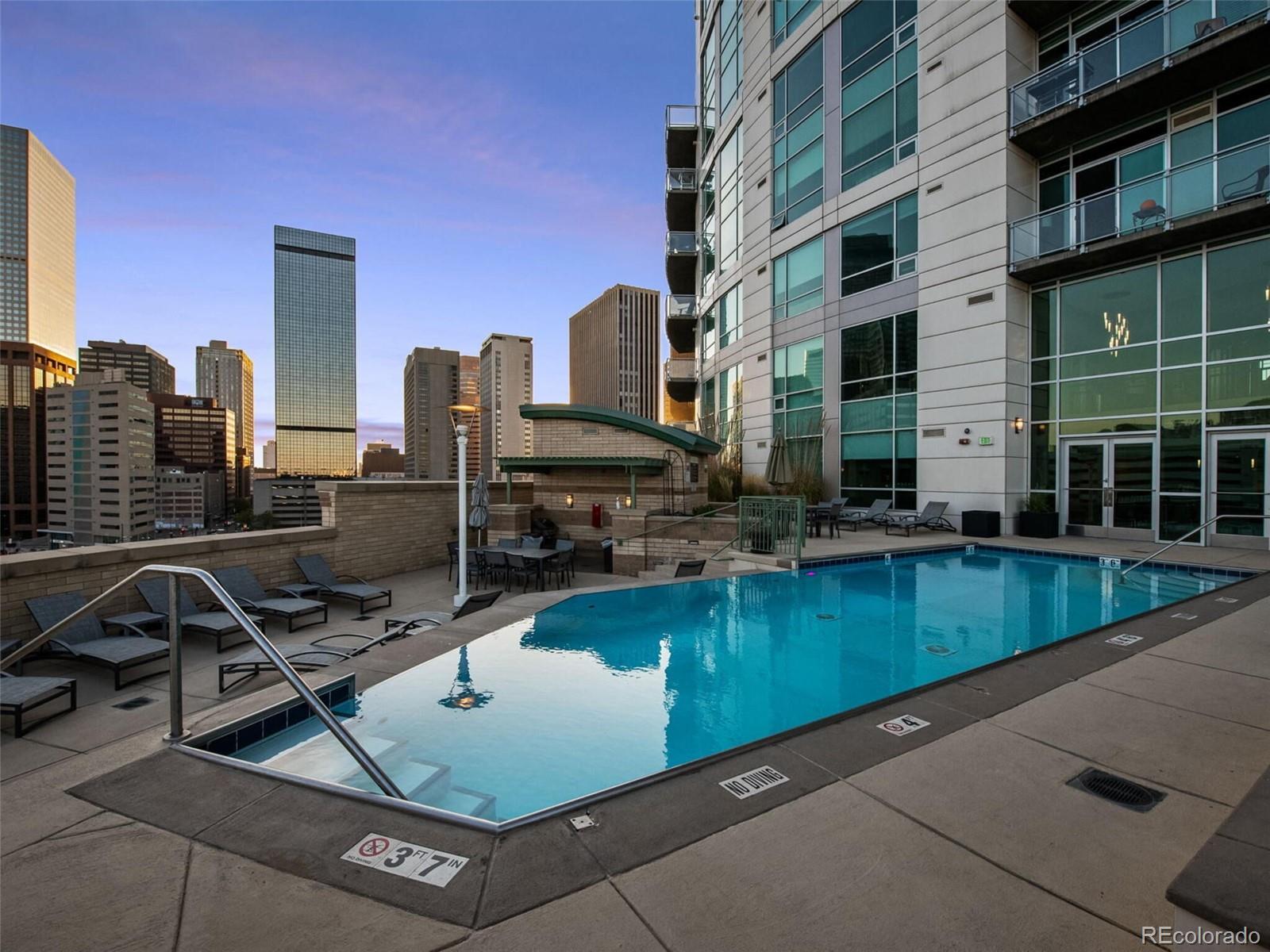 2001 Lincoln Street Unit: 920