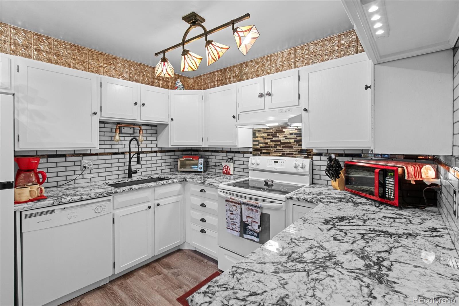 13635 E Bates Avenue Unit: 406