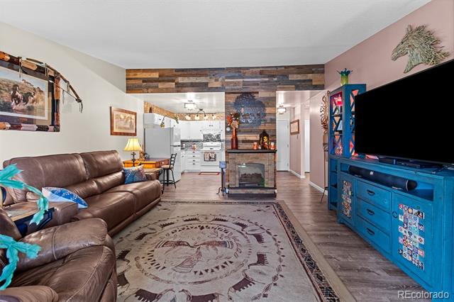 13635 E Bates Avenue Unit: 406