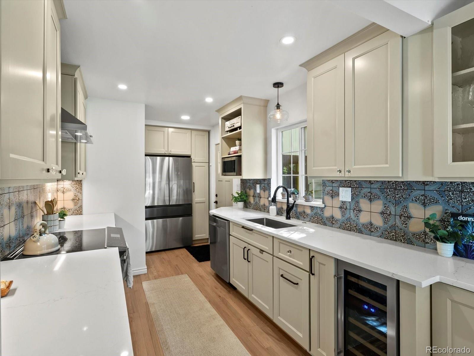 16 Lakewood Heights Drive
