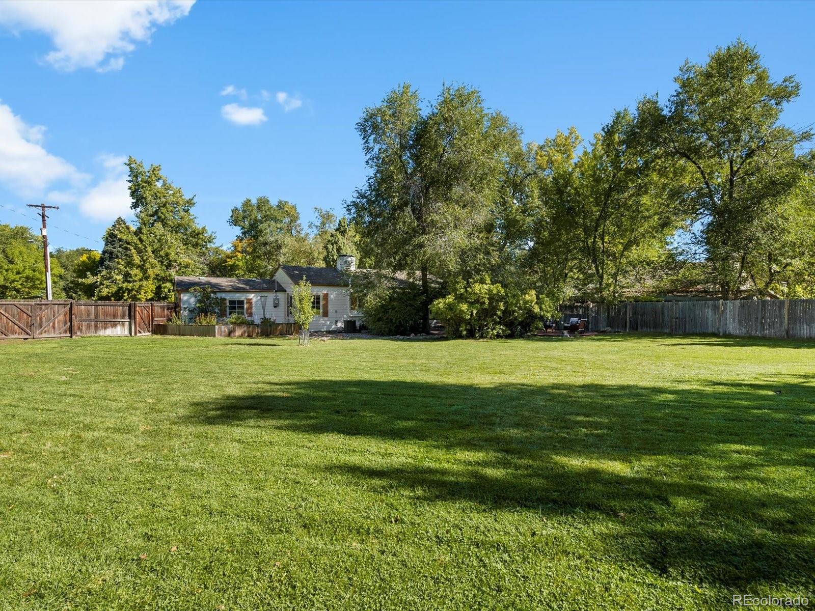 16 Lakewood Heights Drive