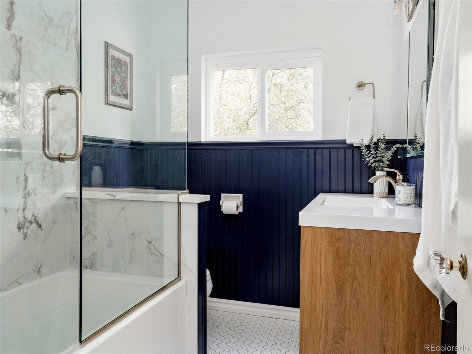 16 Lakewood Heights Drive