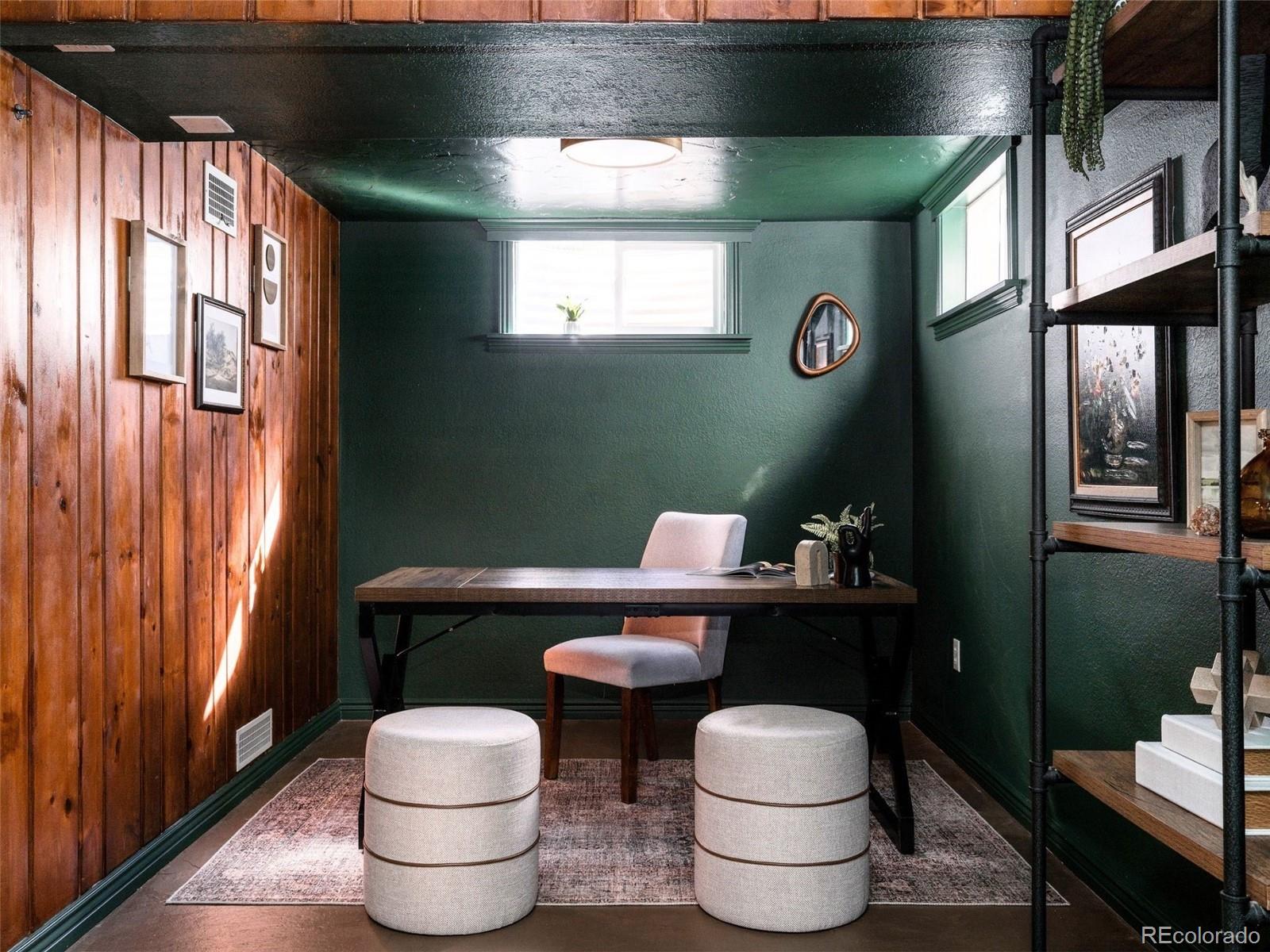 16 Lakewood Heights Drive