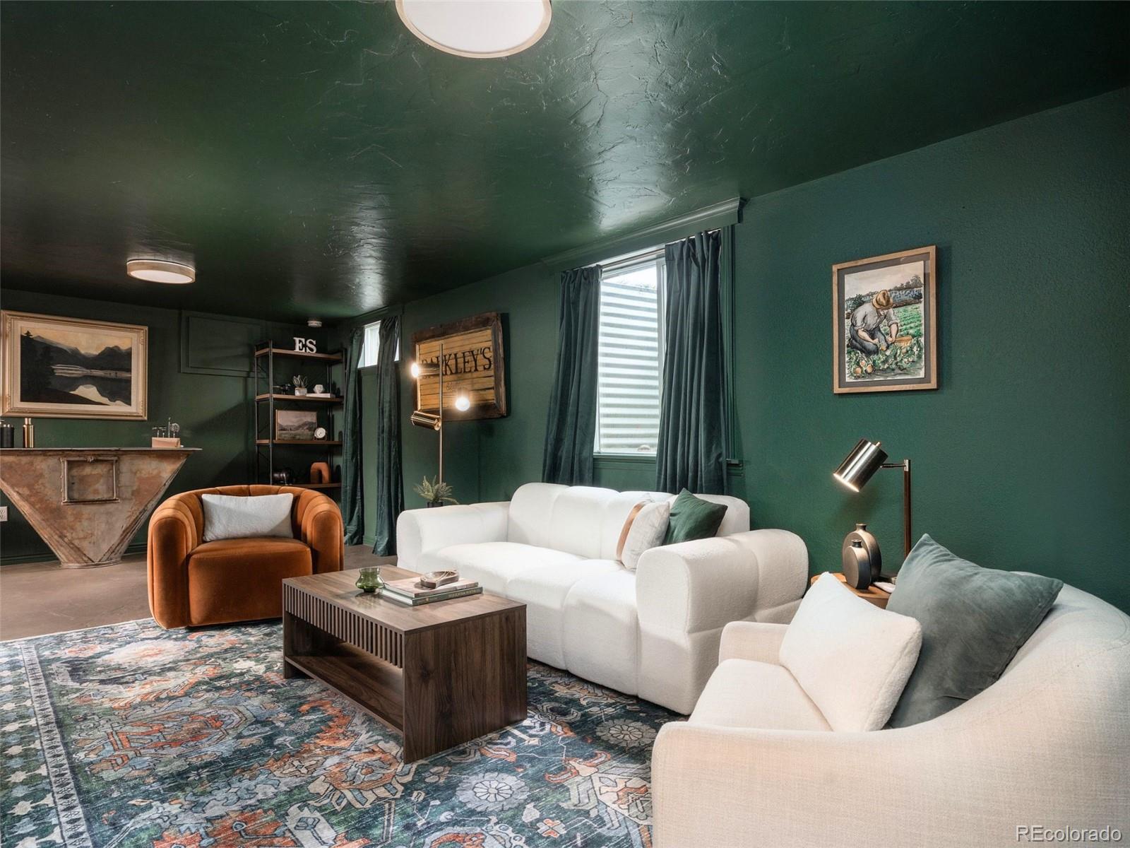 16 Lakewood Heights Drive