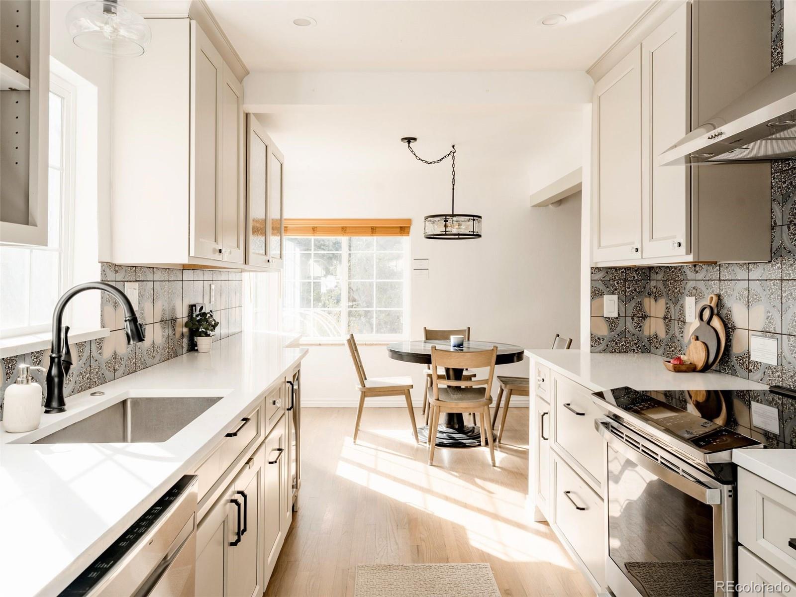 16 Lakewood Heights Drive