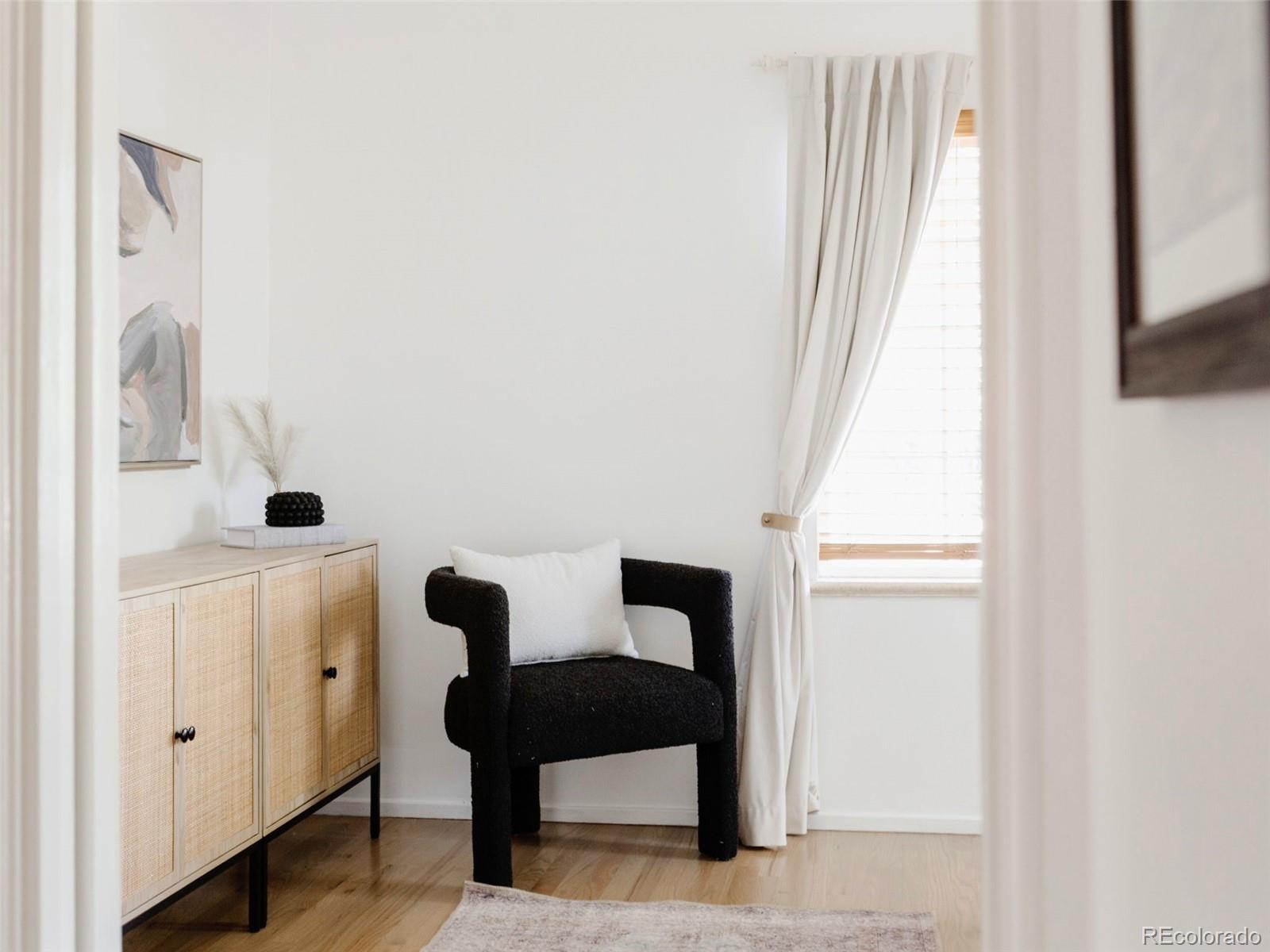 16 Lakewood Heights Drive