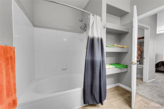 5255 Memphis Street Unit: 318