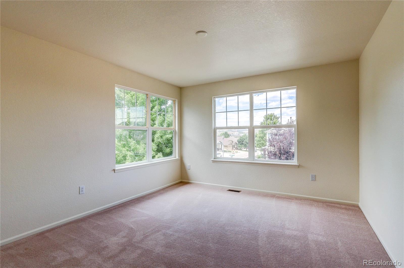 10594 Wildhorse Lane