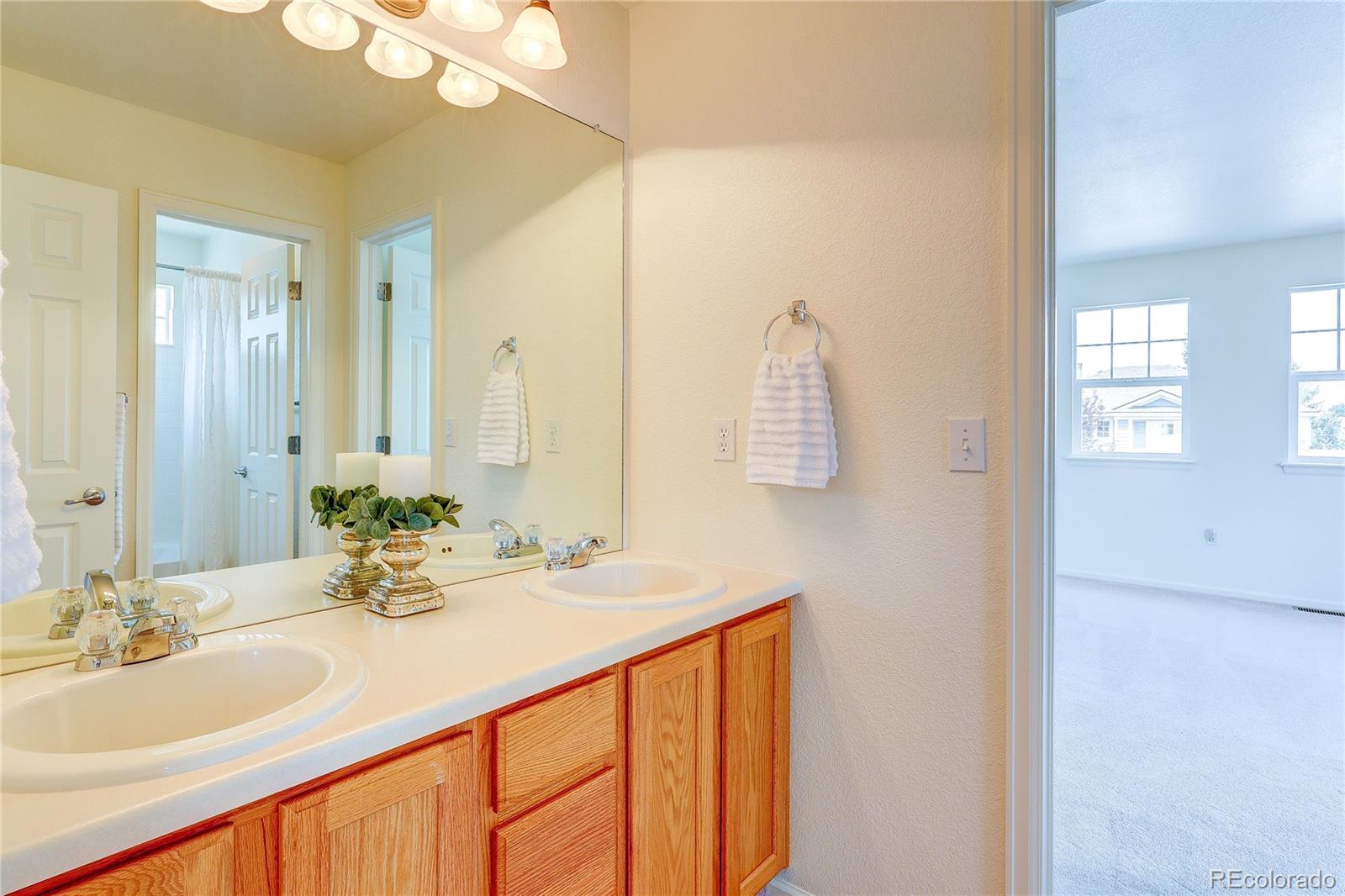 10594 Wildhorse Lane