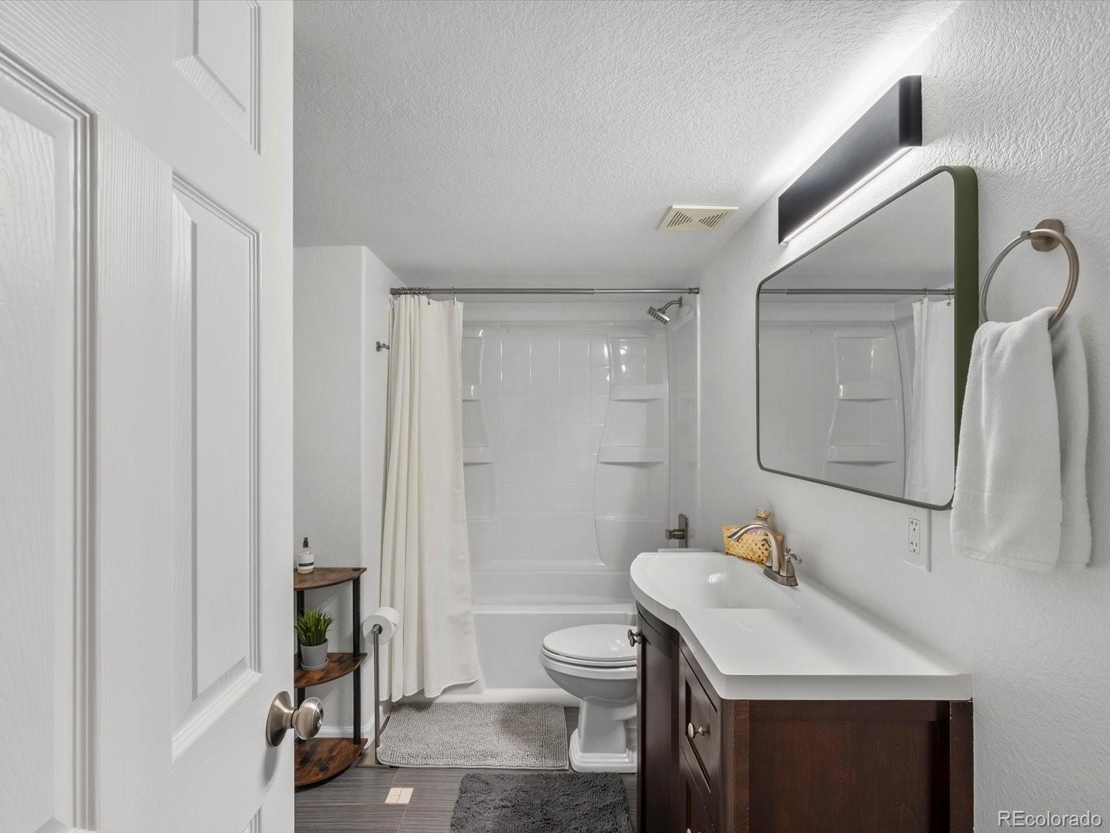 16043 E Tall Timber Lane