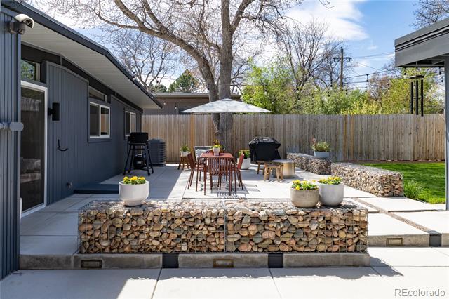 1321 S Edison Way
