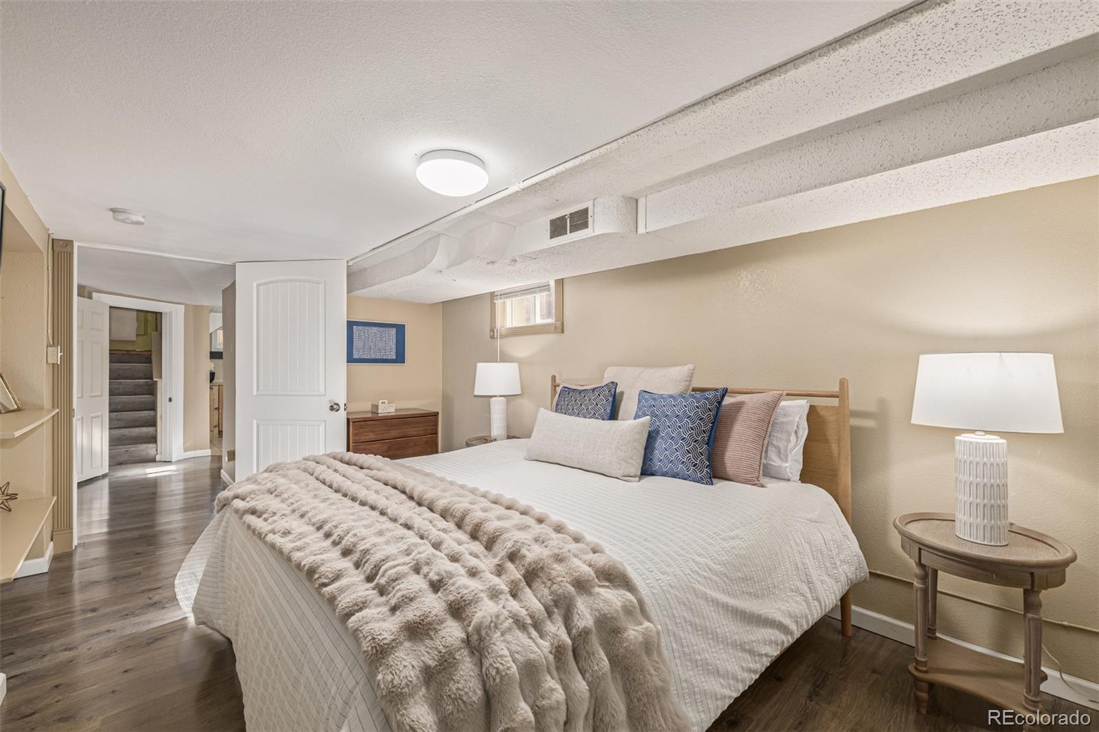 4350 Shoshone Street