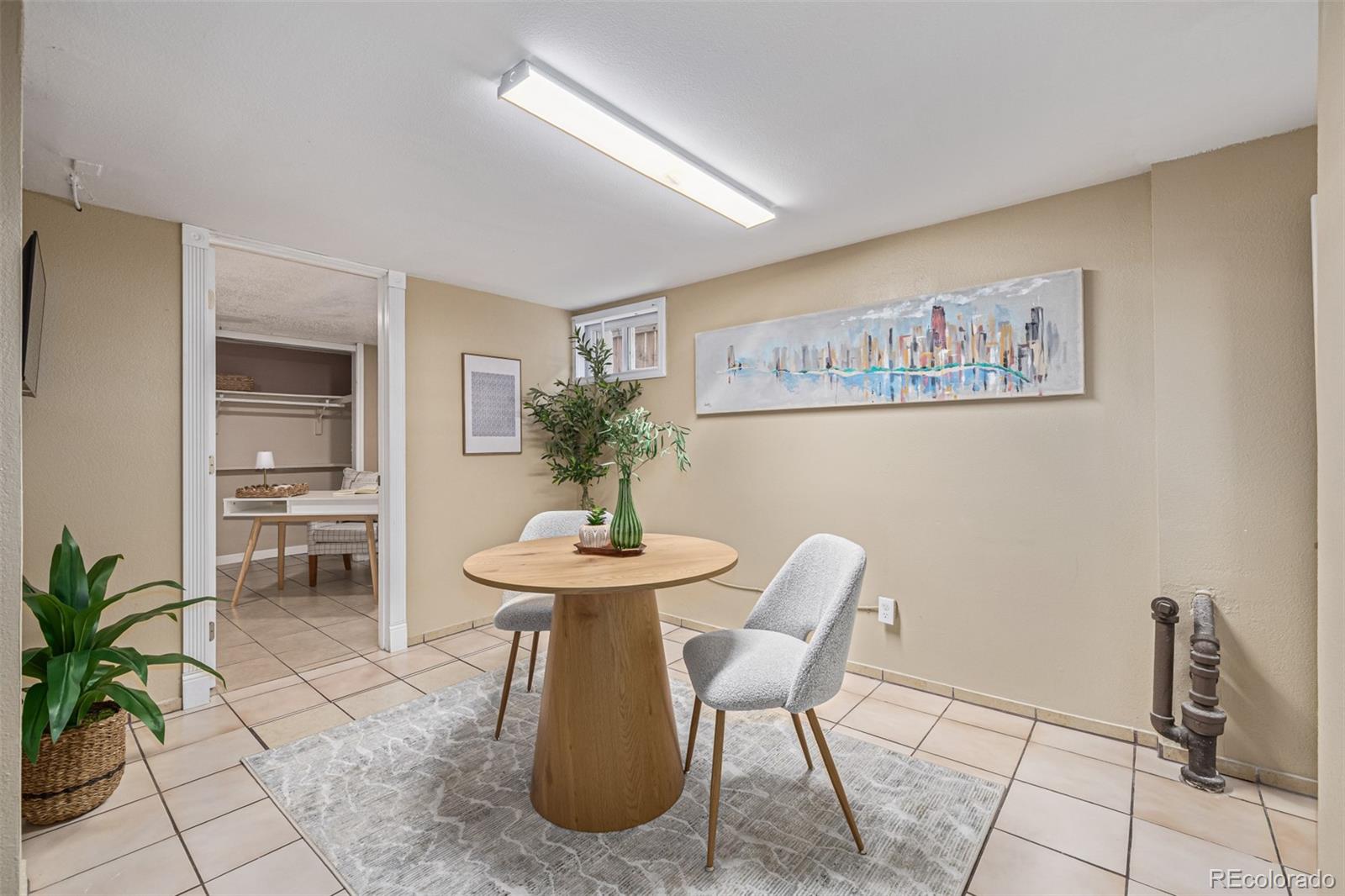 4350 Shoshone Street