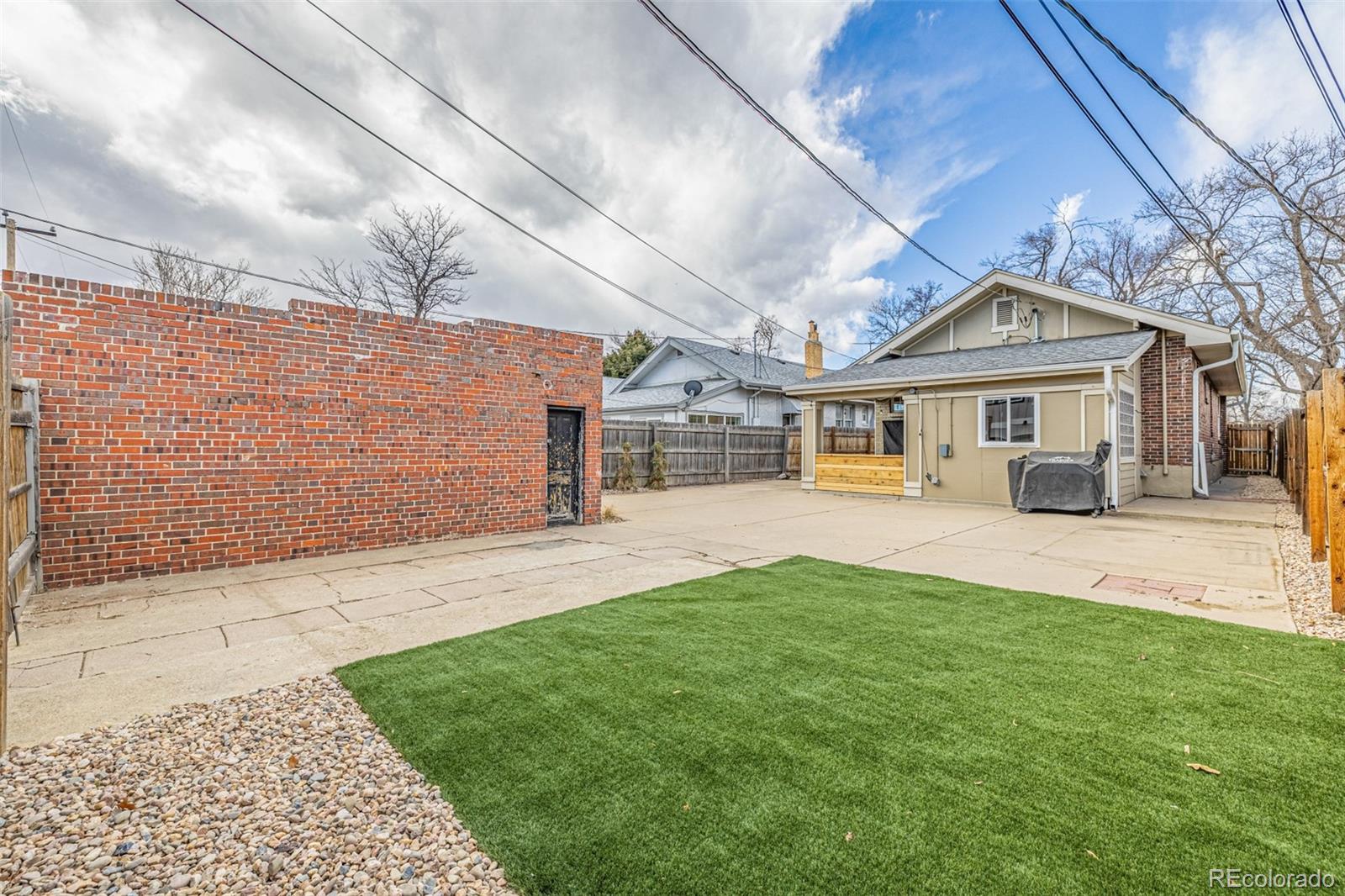 4350 Shoshone Street