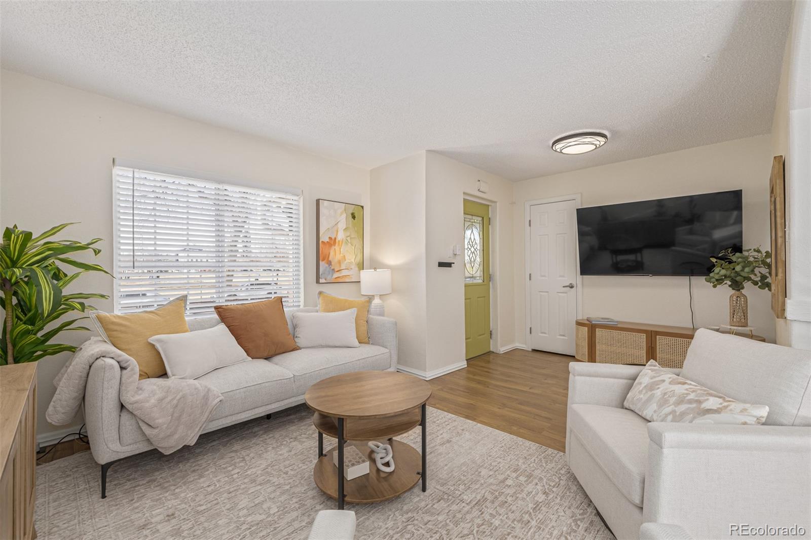 4350 Shoshone Street