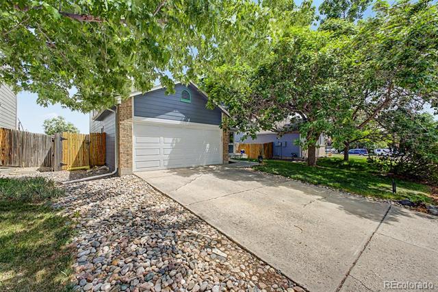 6242 S Robb Way
