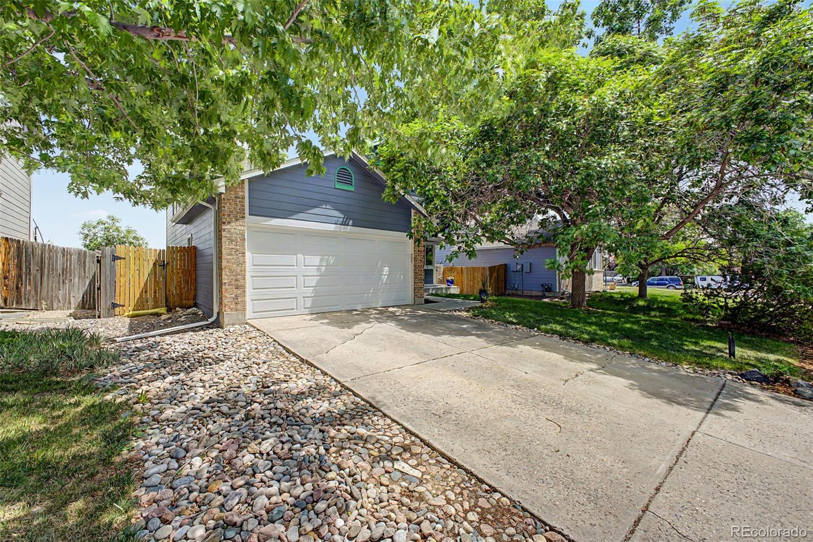 6242 S Robb Way