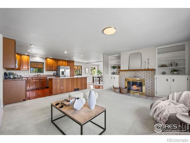 7745 Fairview Road