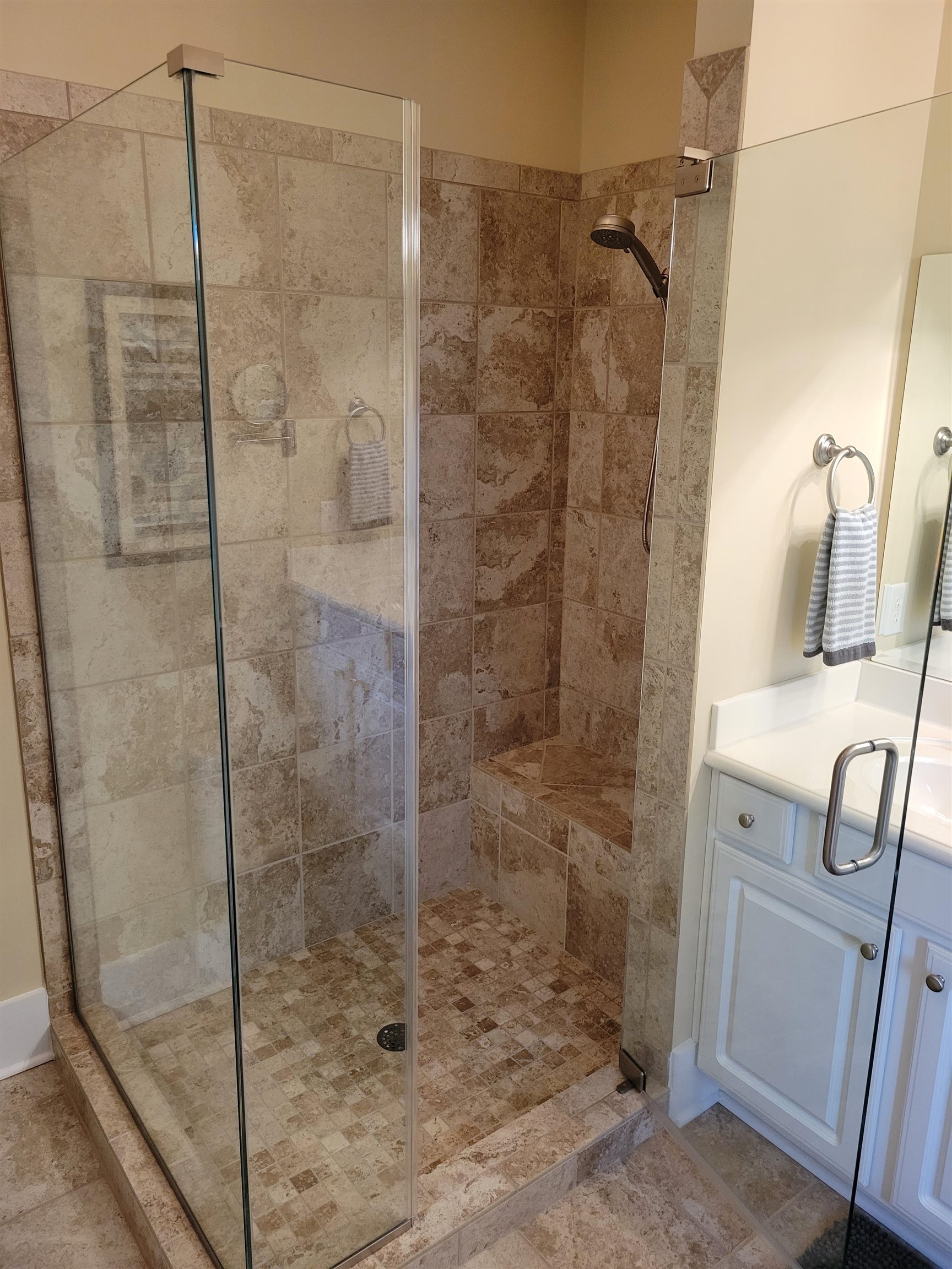 806 Madiera Dr. Unit: #20