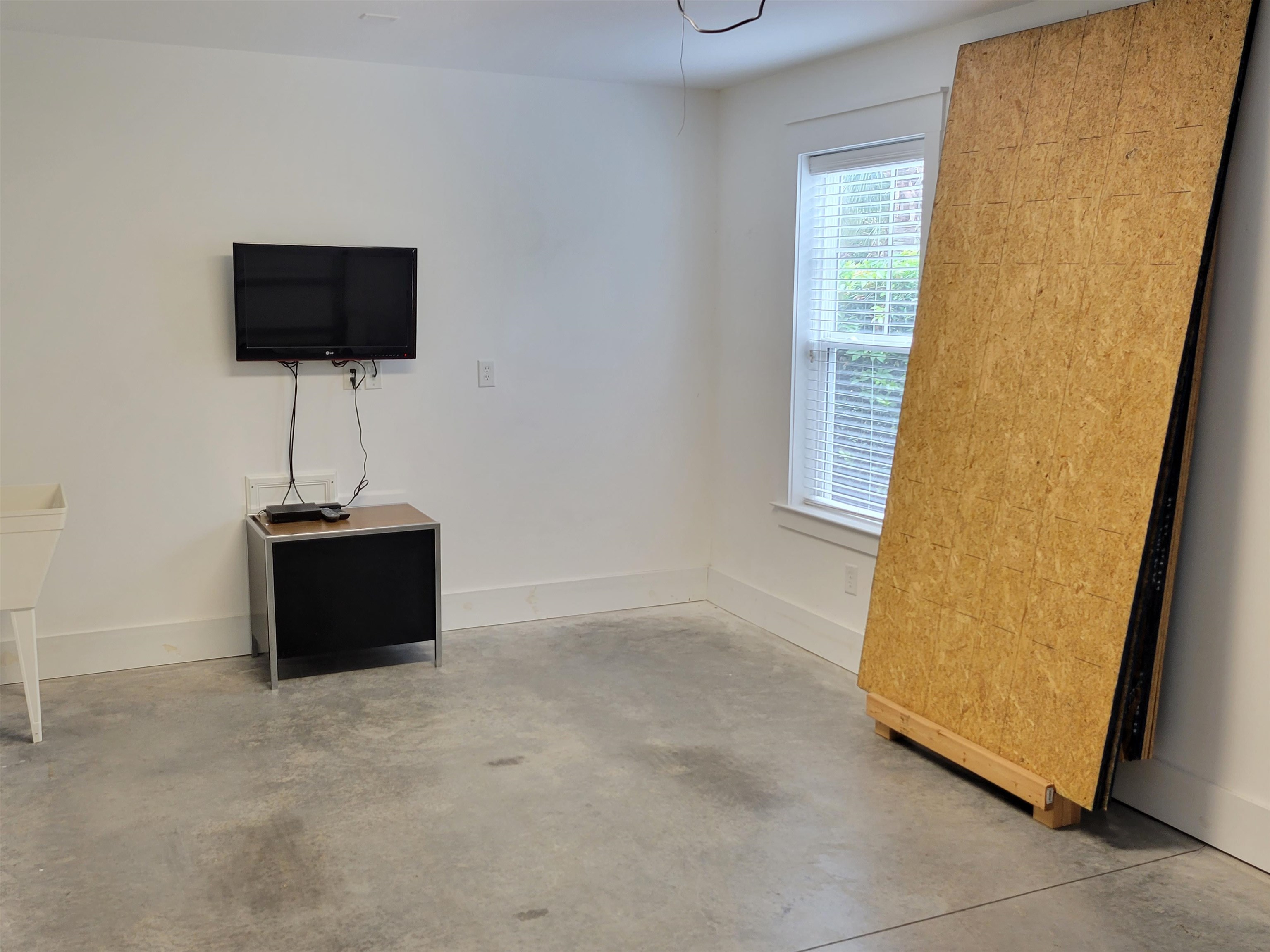 806 Madiera Dr. Unit: #20