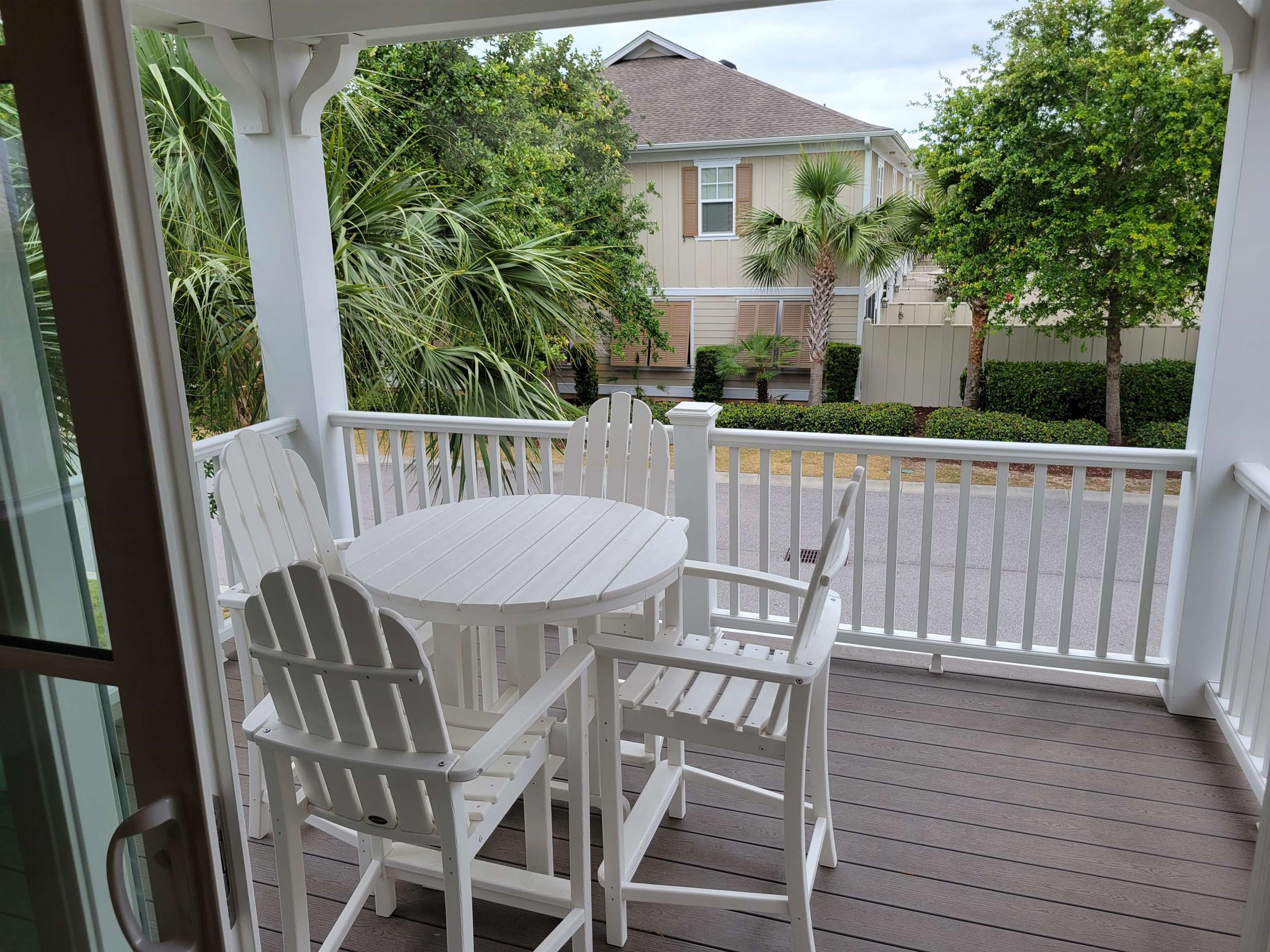 806 Madiera Dr. Unit: #20