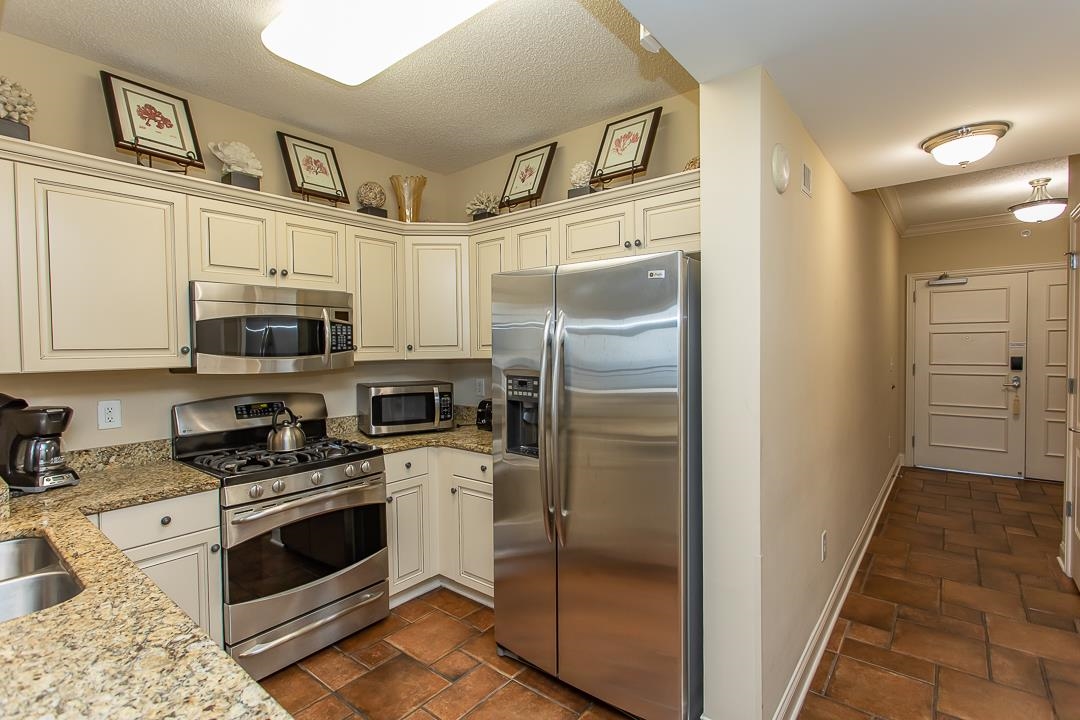 100 North Beach Blvd. Unit: 1814