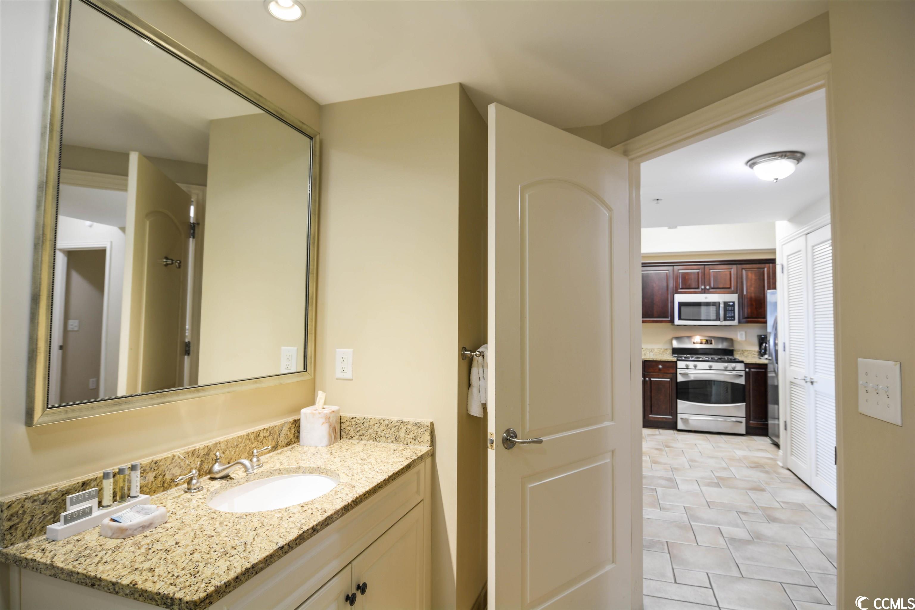 100 North Beach Blvd. Unit: 204