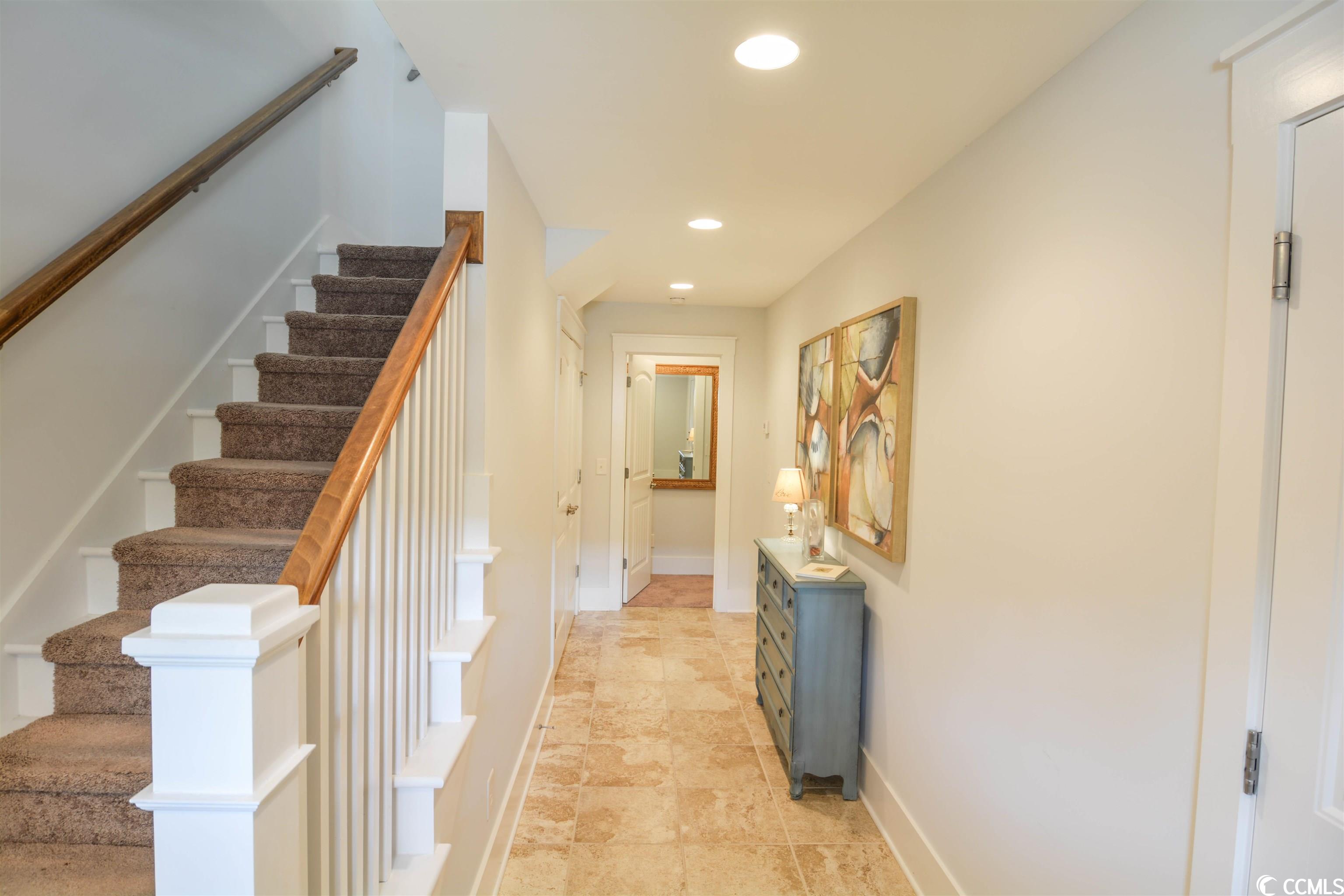 820 Madiera Dr. Unit: 14