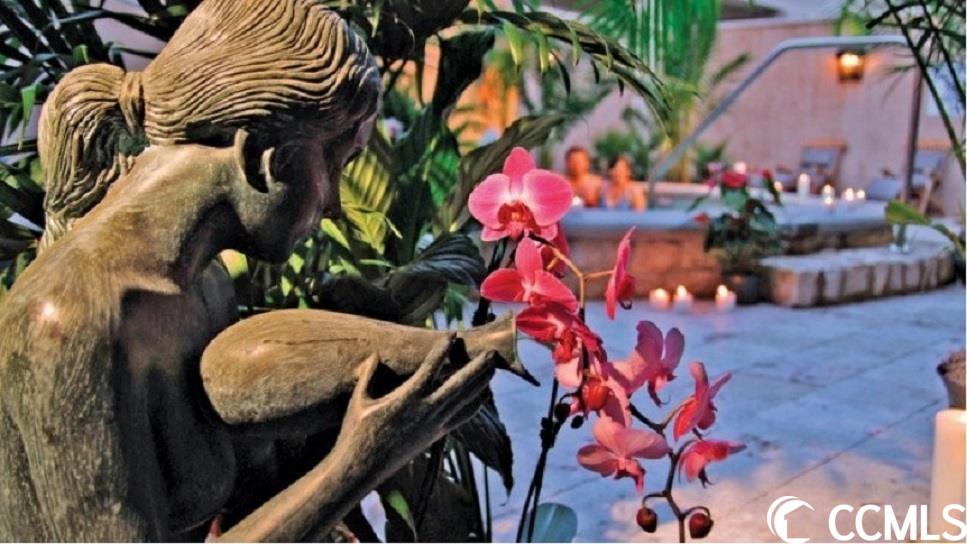 820 Madiera Dr. Unit: 14