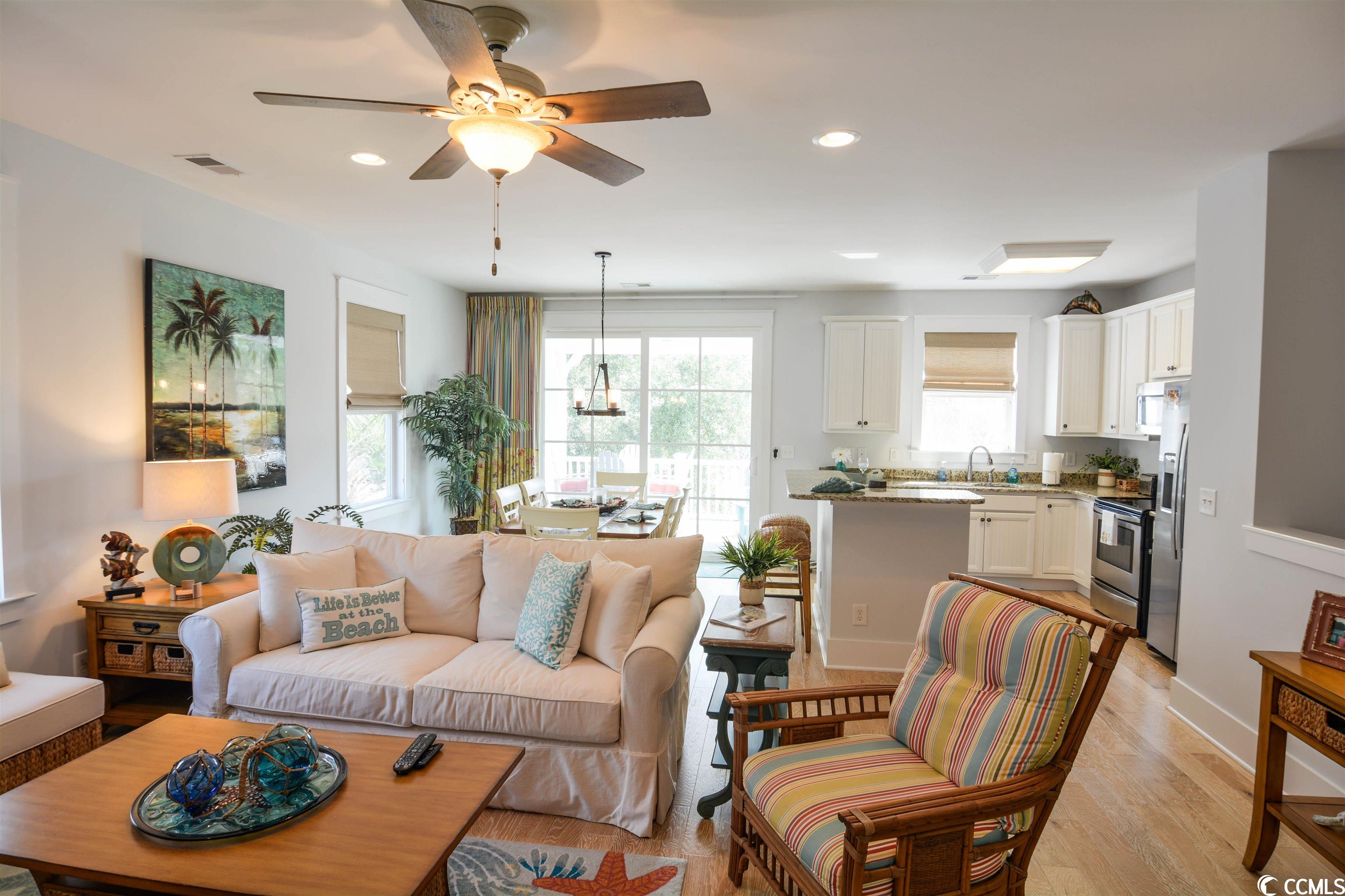 820 Madiera Dr. Unit: 14