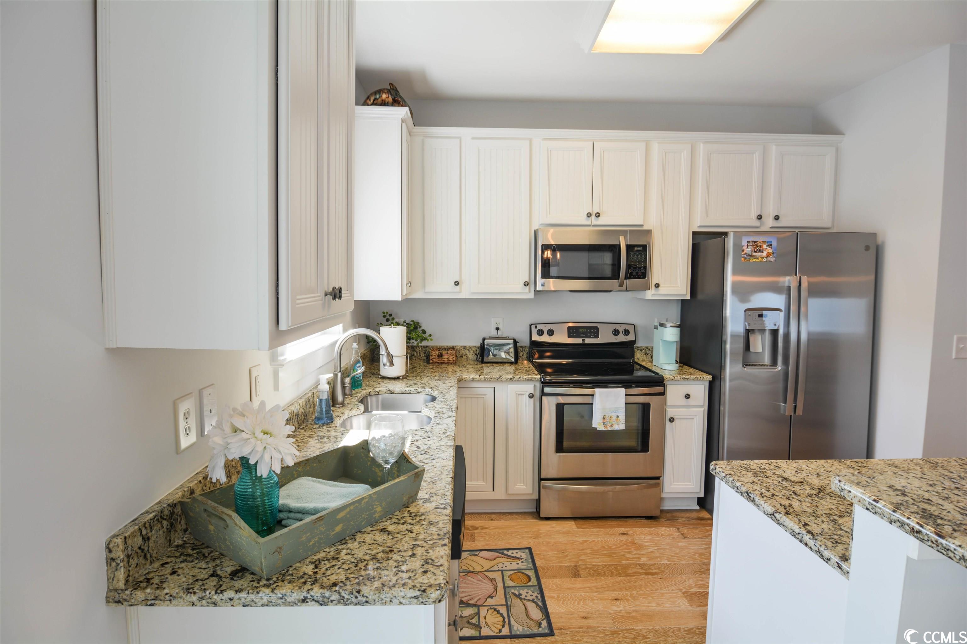 820 Madiera Dr. Unit: 14