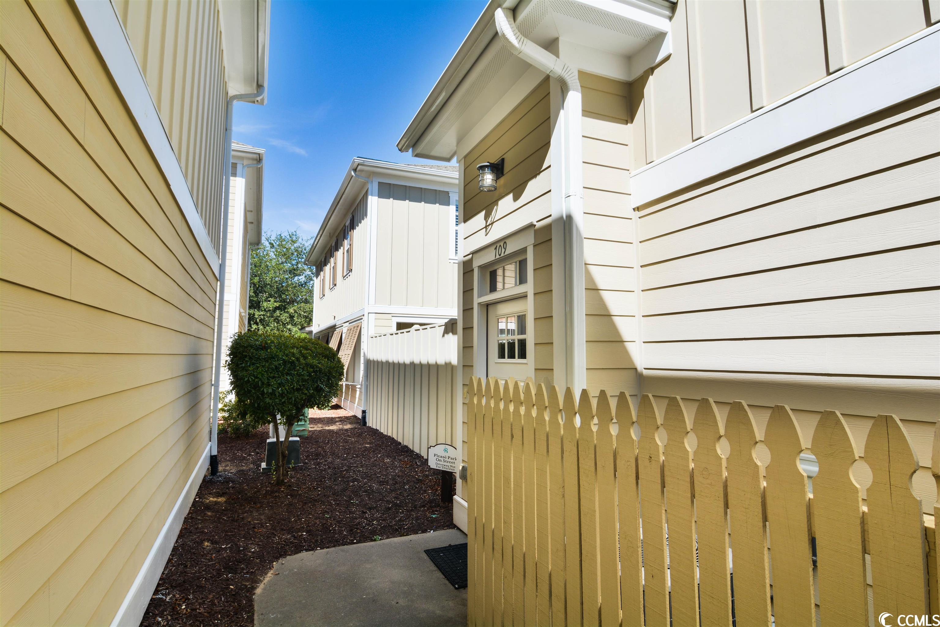 709 Madiera Dr. Unit: CH4-R1