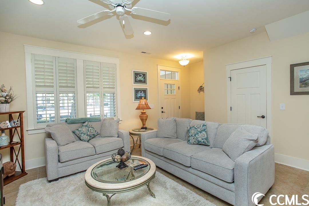 4905 N Market St. Unit: M1-R3