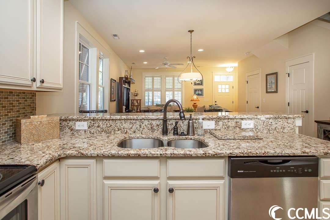 4905 N Market St. Unit: M1-R3