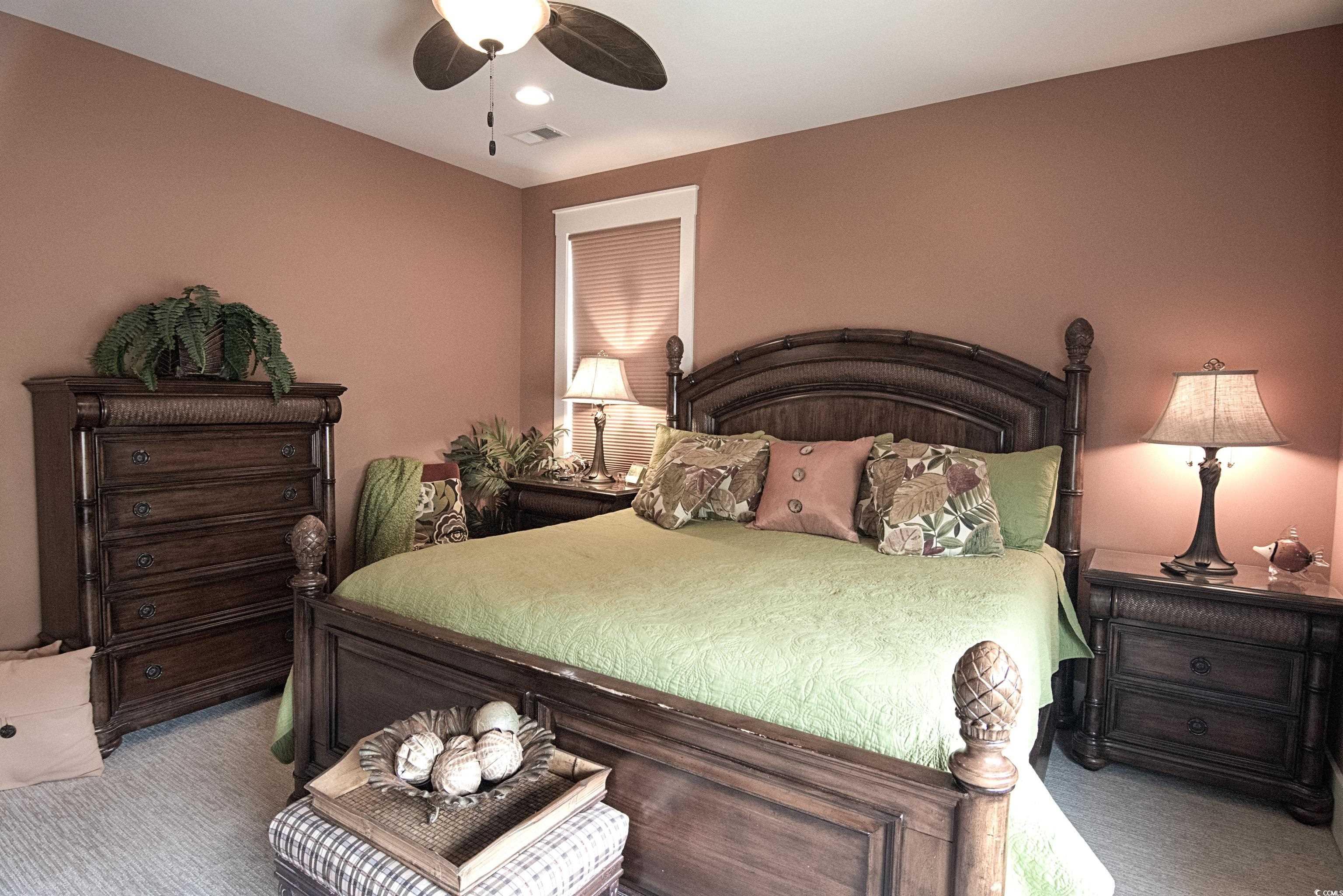 4912 N N Market St. Unit: M9-R1