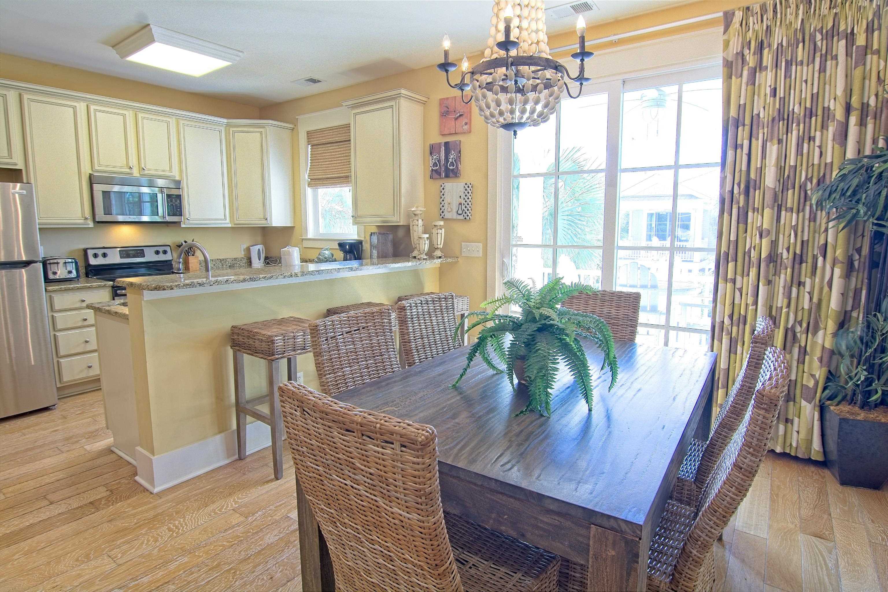 833 Madiera Dr. Unit: TH10-R1