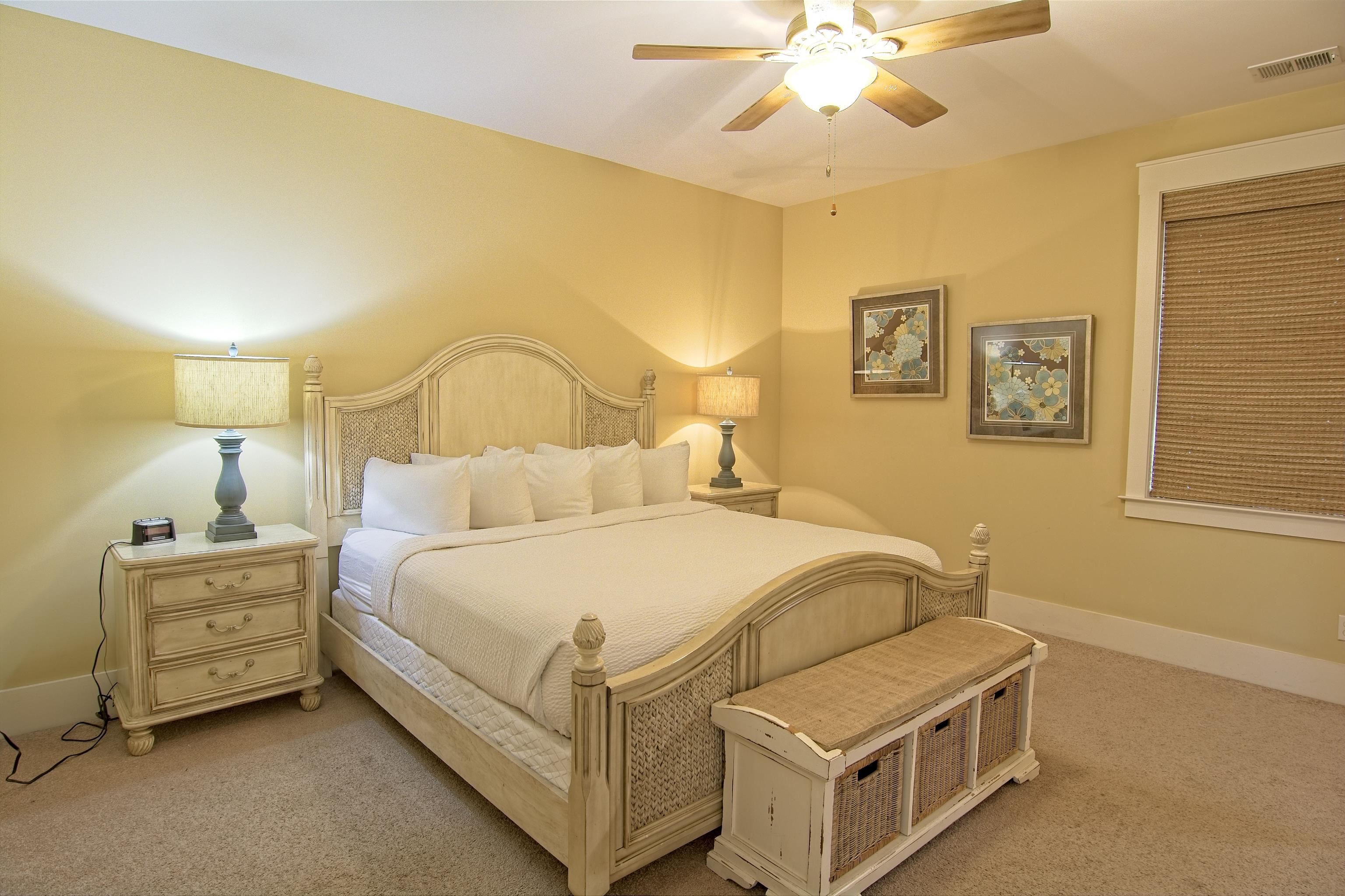 833 Madiera Dr. Unit: TH10-R1