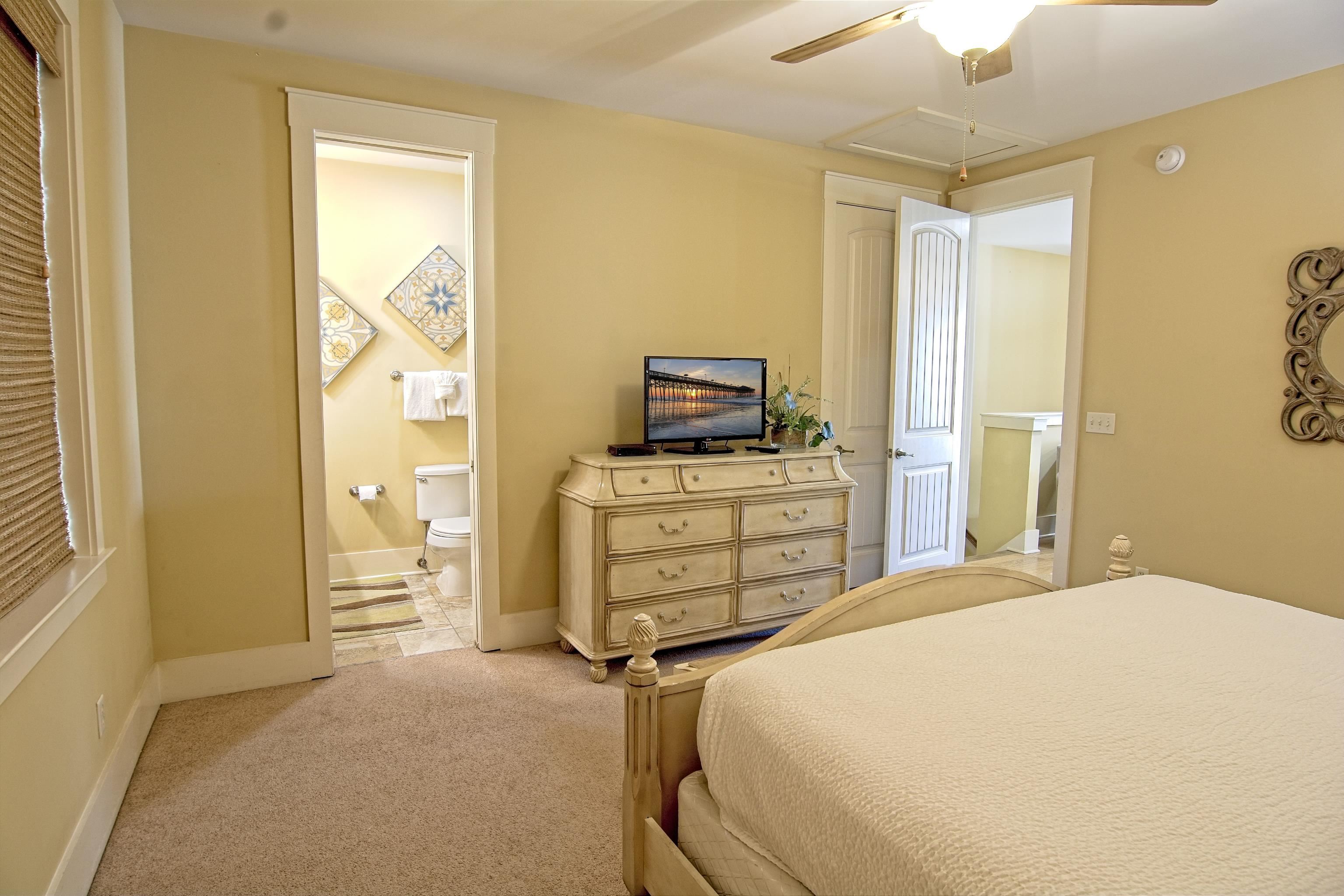 833 Madiera Dr. Unit: TH10-R1