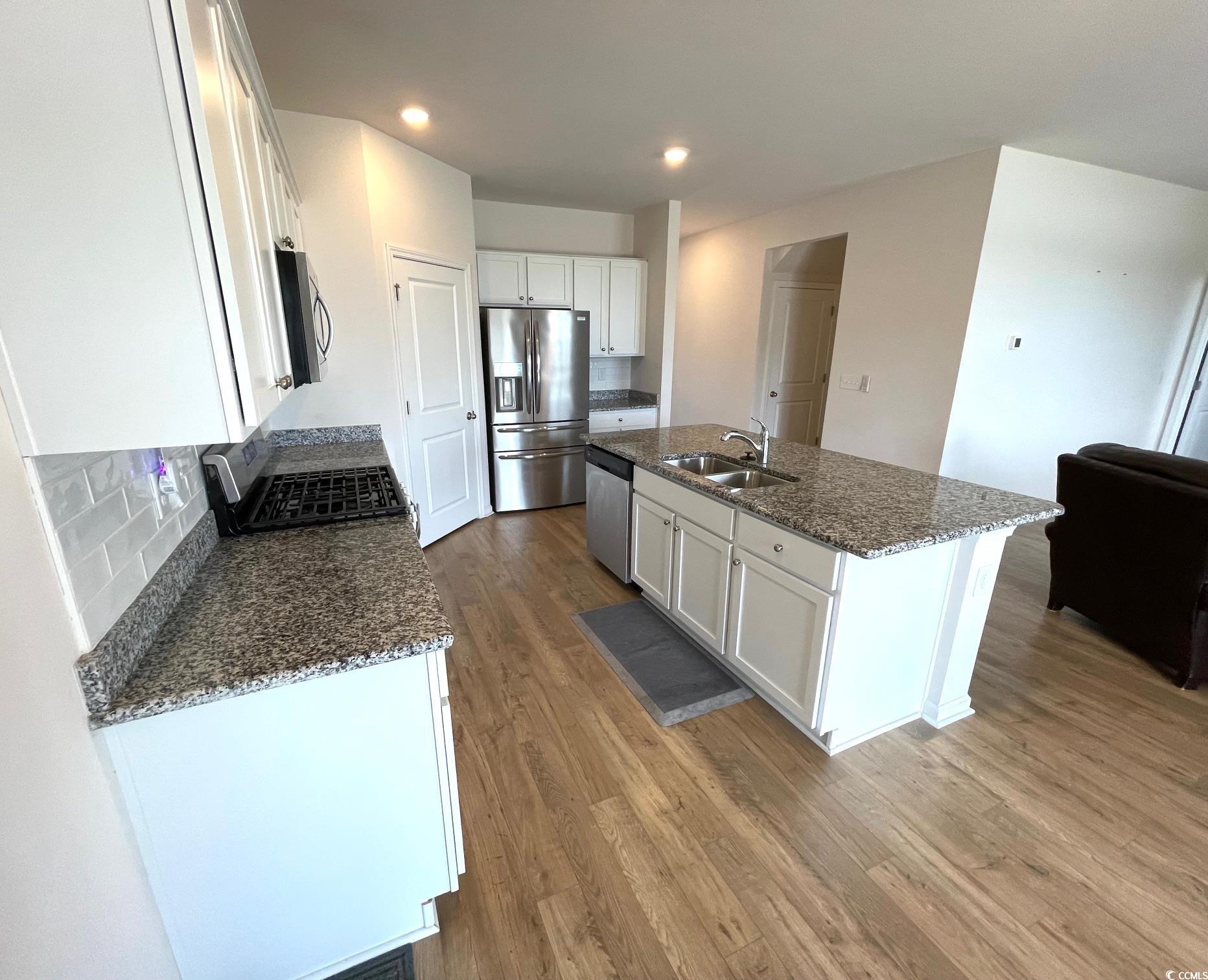 3425 Bell's Lake Circle