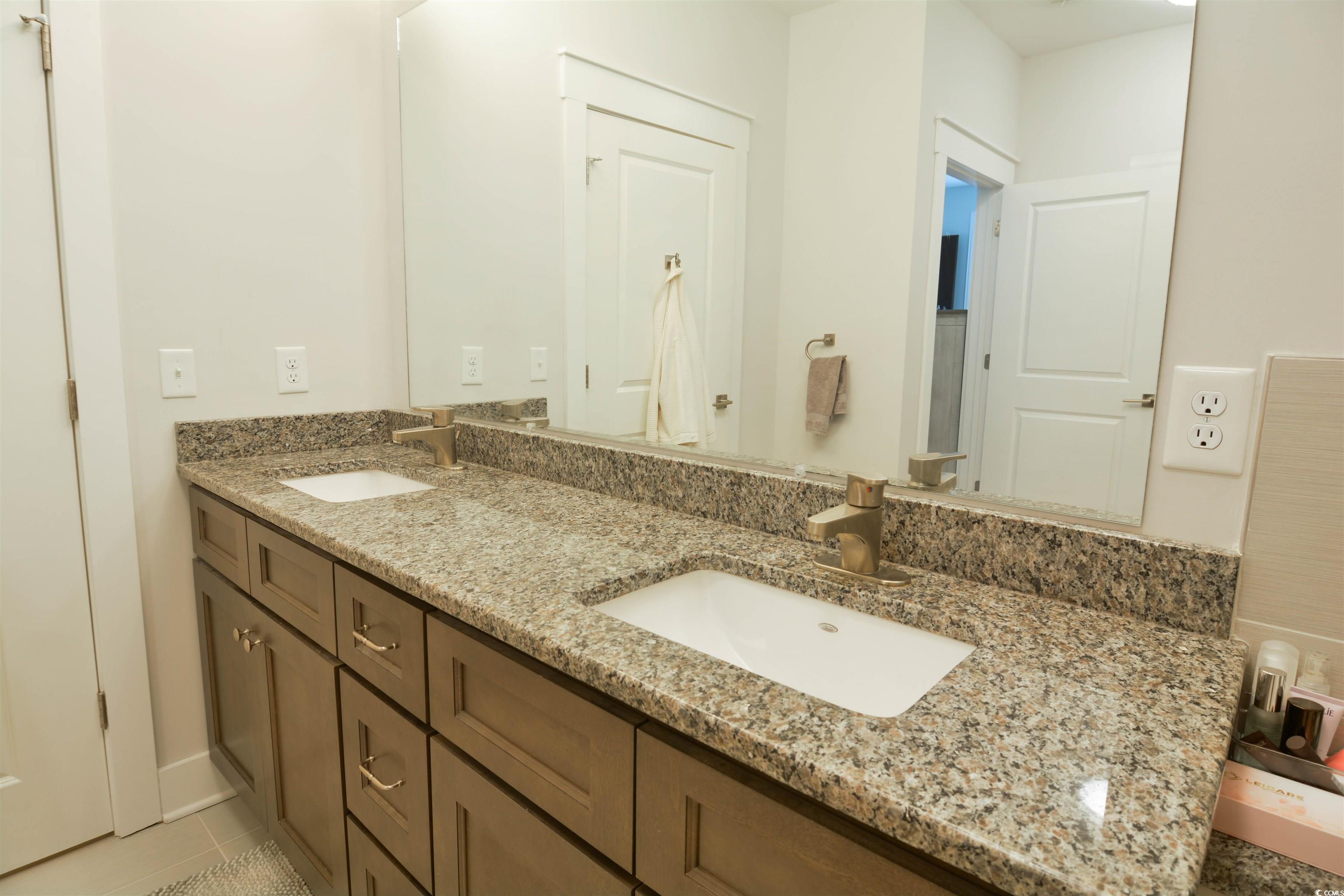 600 48th Ave. S Unit: 403