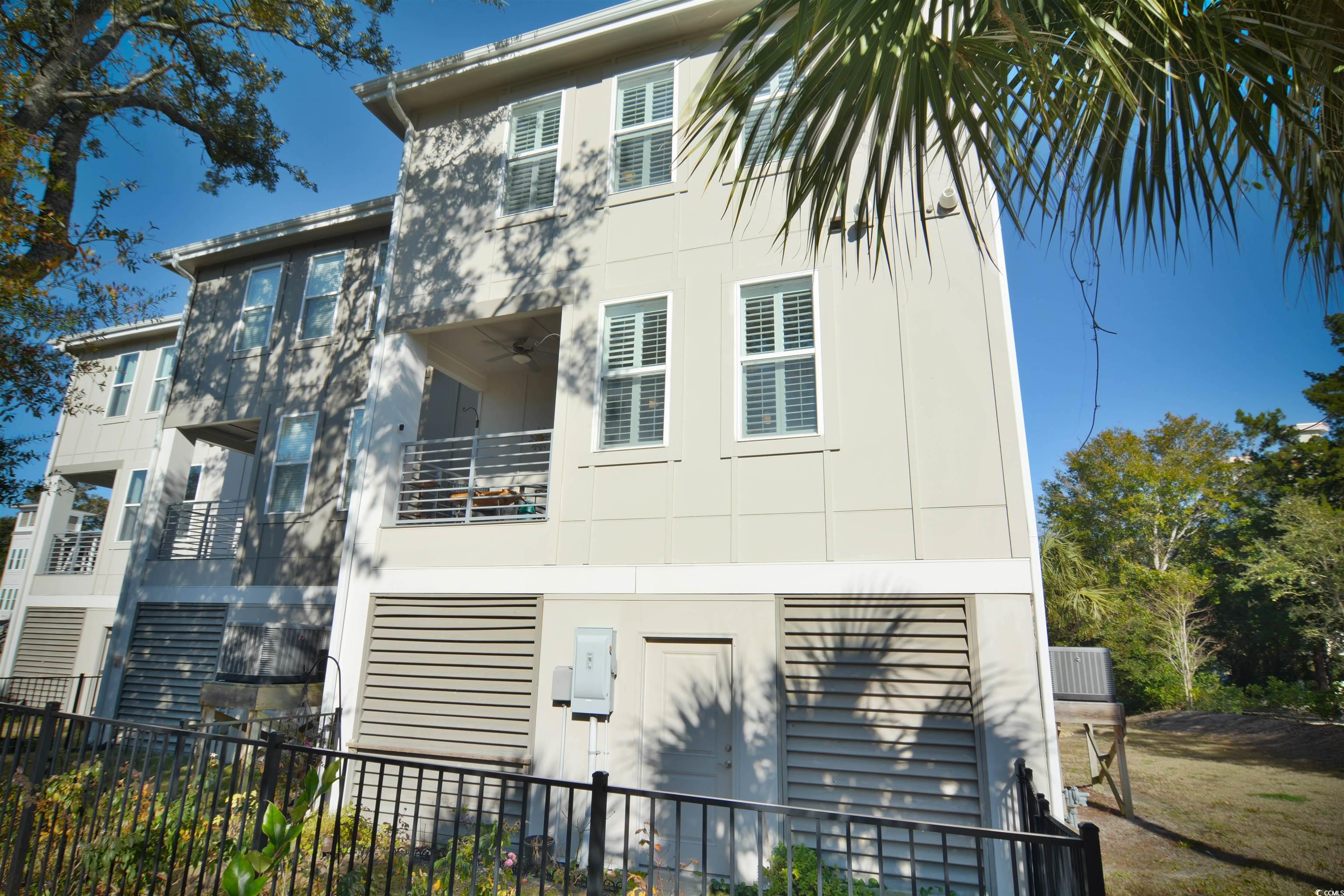 600 48th Ave. S Unit: 403