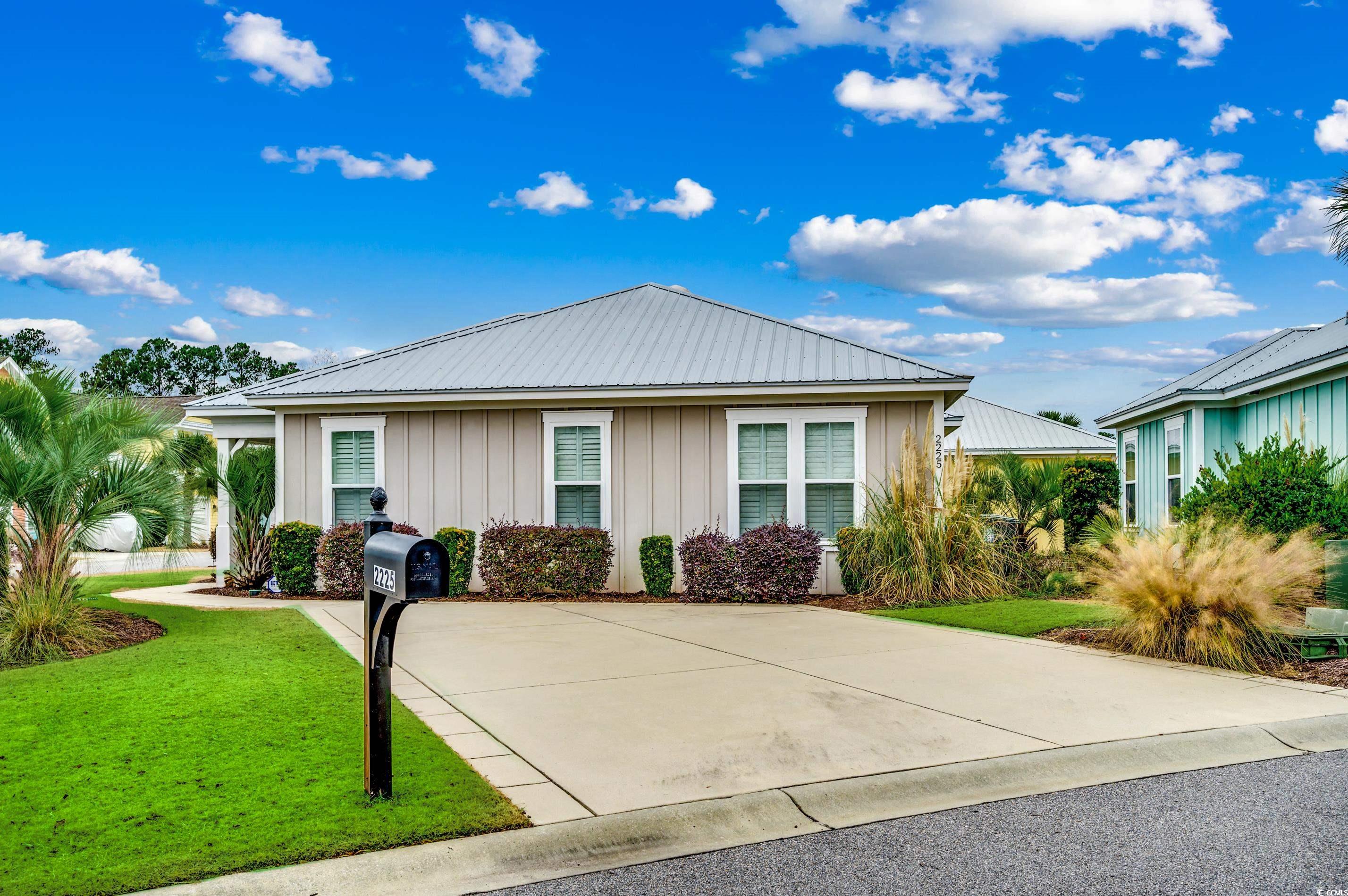 2225 Oak Creek Ct.